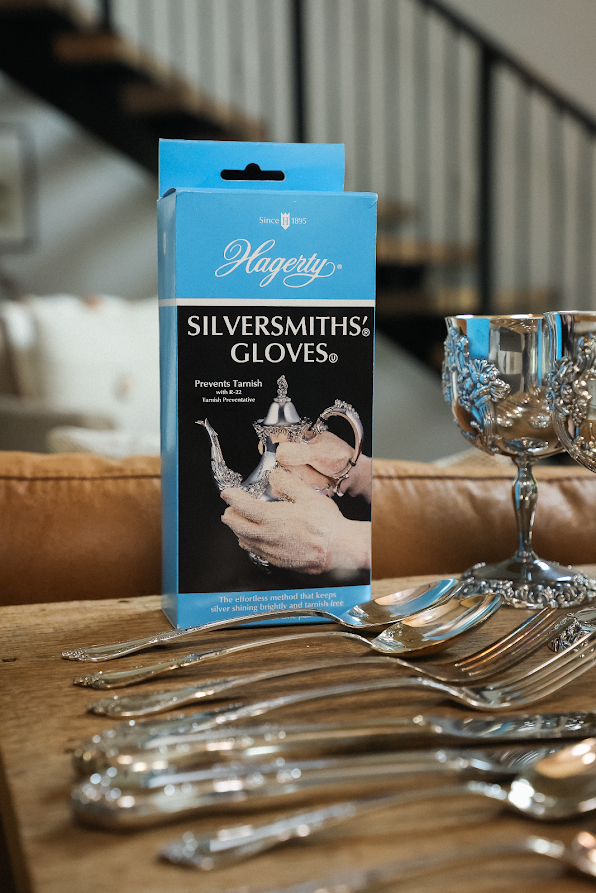 Hagerty Silversmiths’ Gloves – Silver Polishing & Tarnish Prevention, One Pair