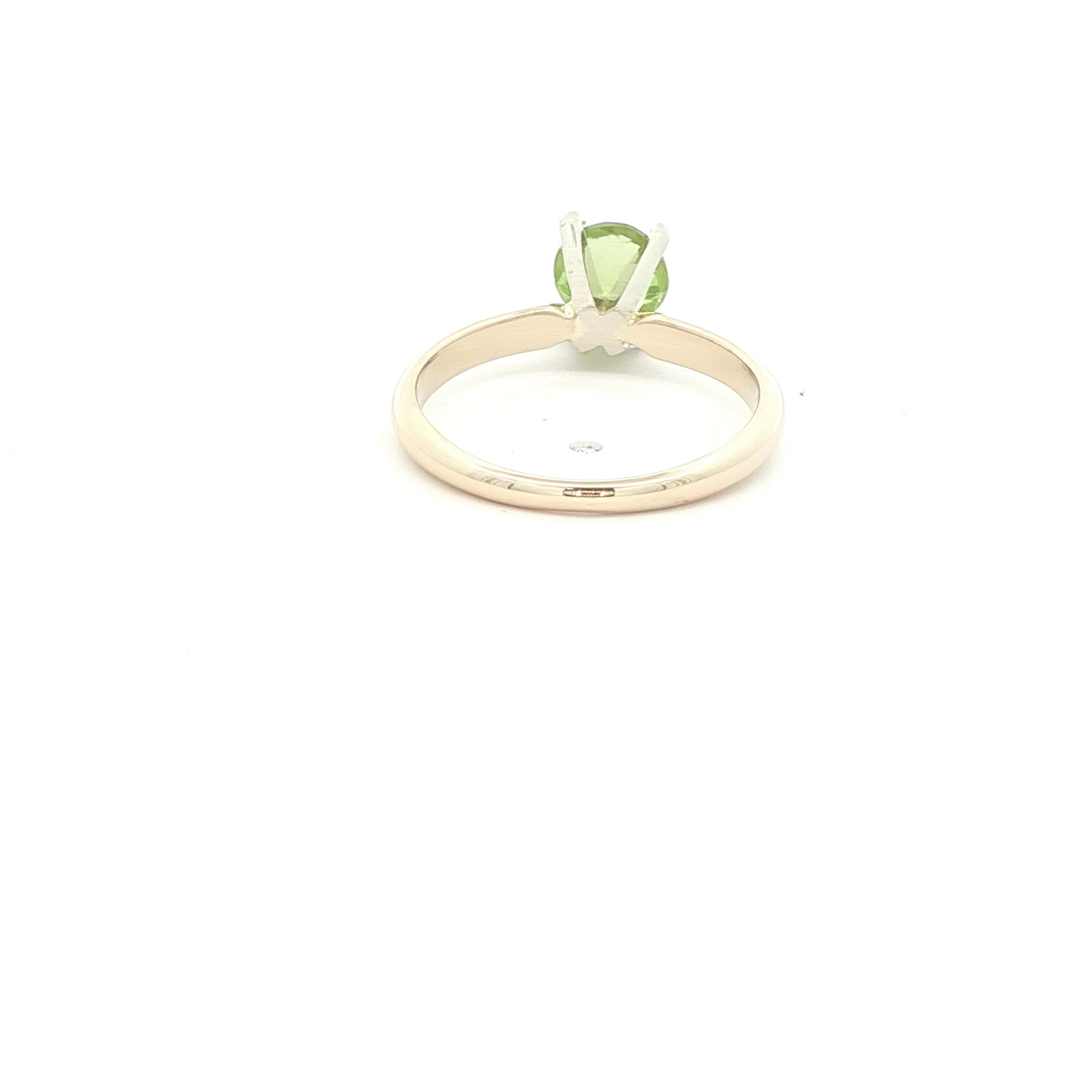 Estate 14k Yellow Gold Natural Approx. 1/2 Carat Round Peridot Ring