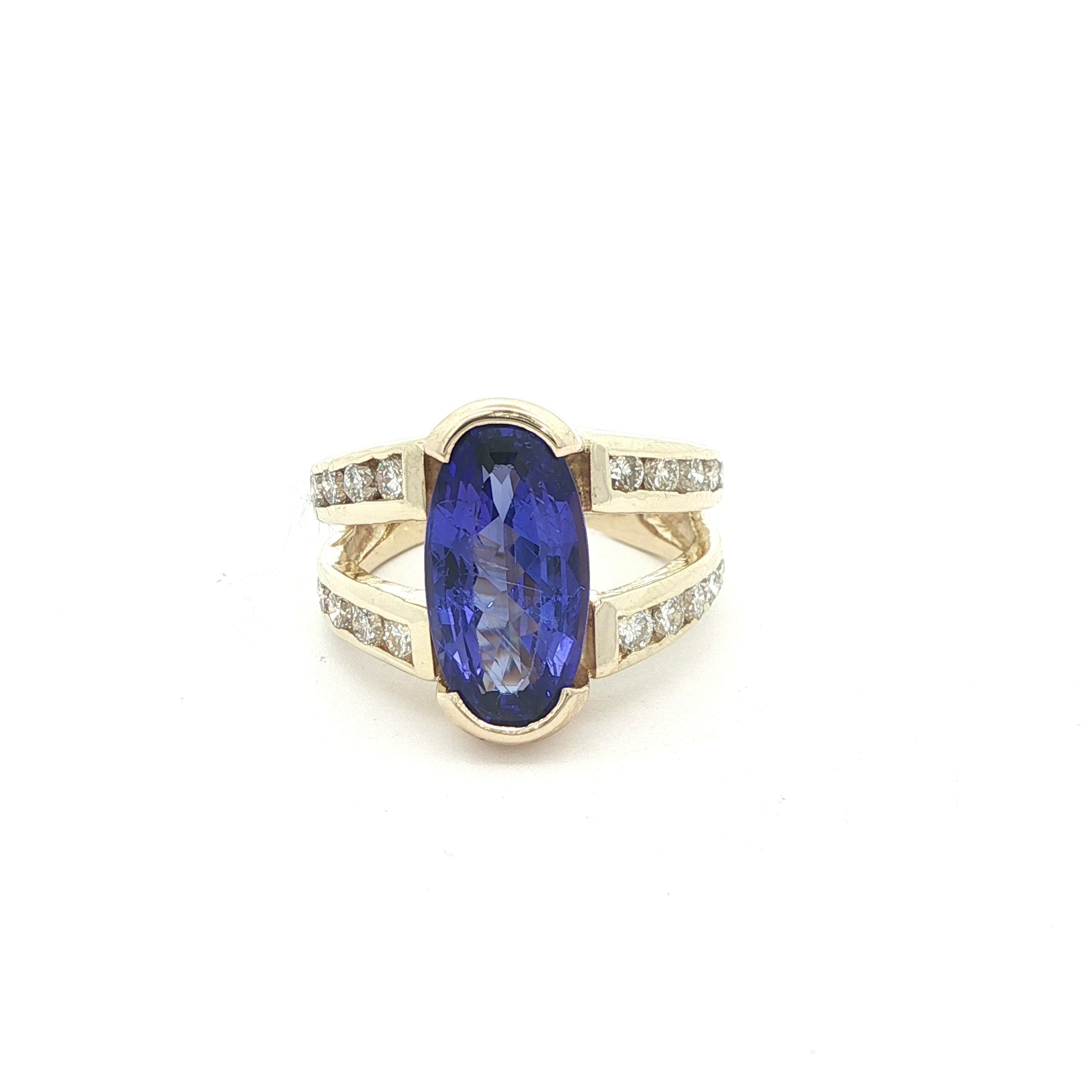 Vintage Estate 14K Yellow Gold Tanzanite Ring – Circa 1980s
