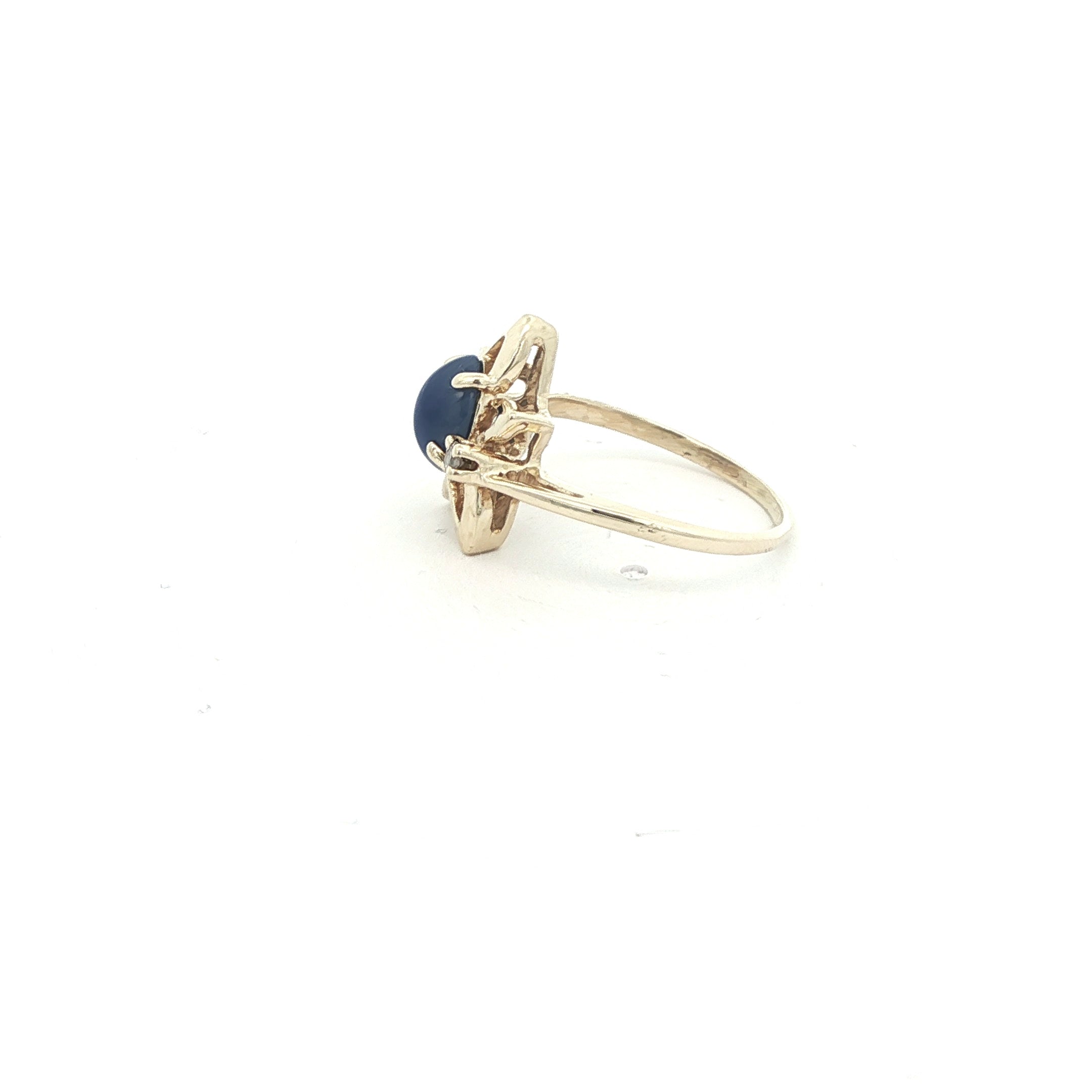 Vintage 1990s Estate 14K Yellow Gold Blue Star Sapphire & Diamond Flower Ring