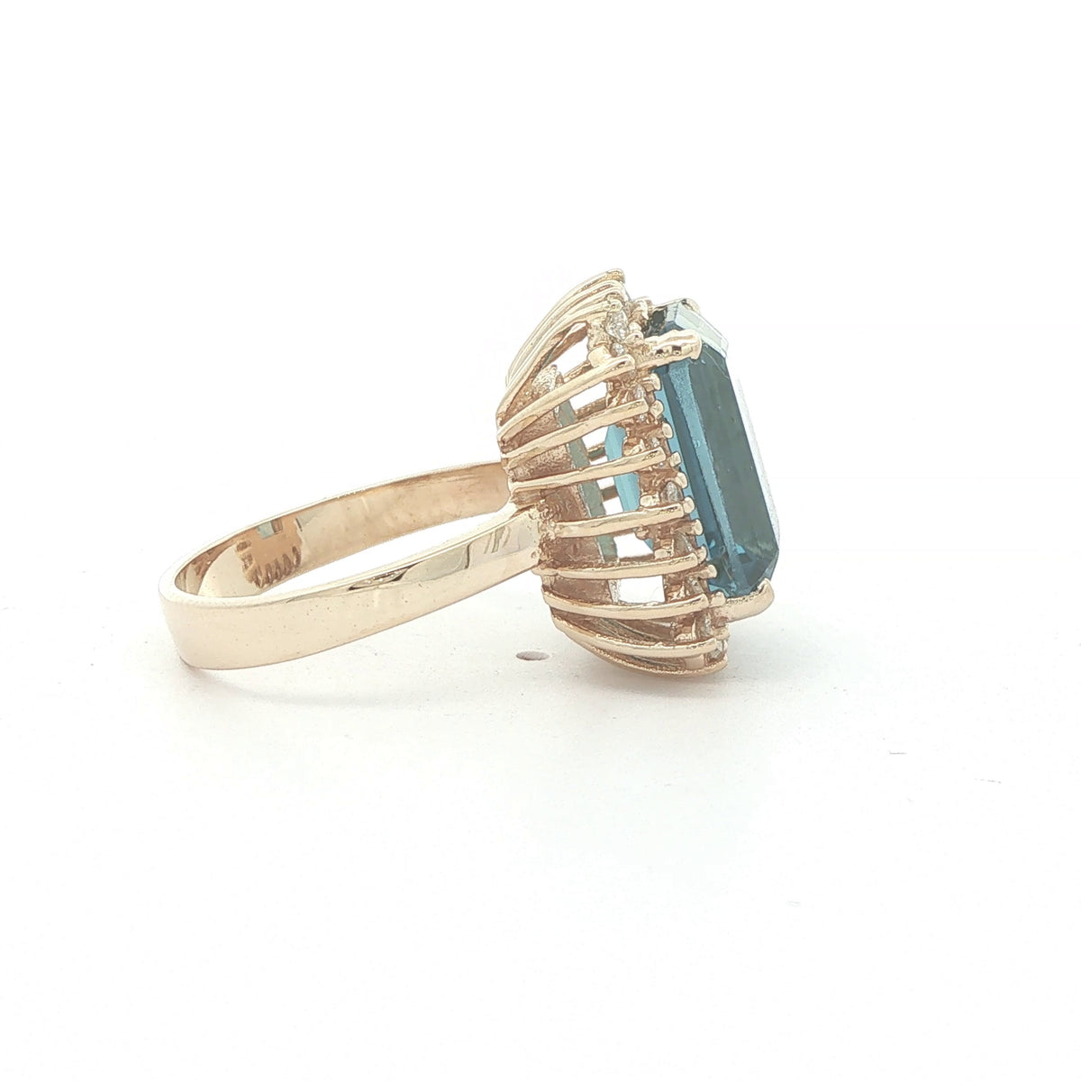 Vintage 14K Yellow Gold London Blue Topaz & Diamond Halo Ring – Size 8