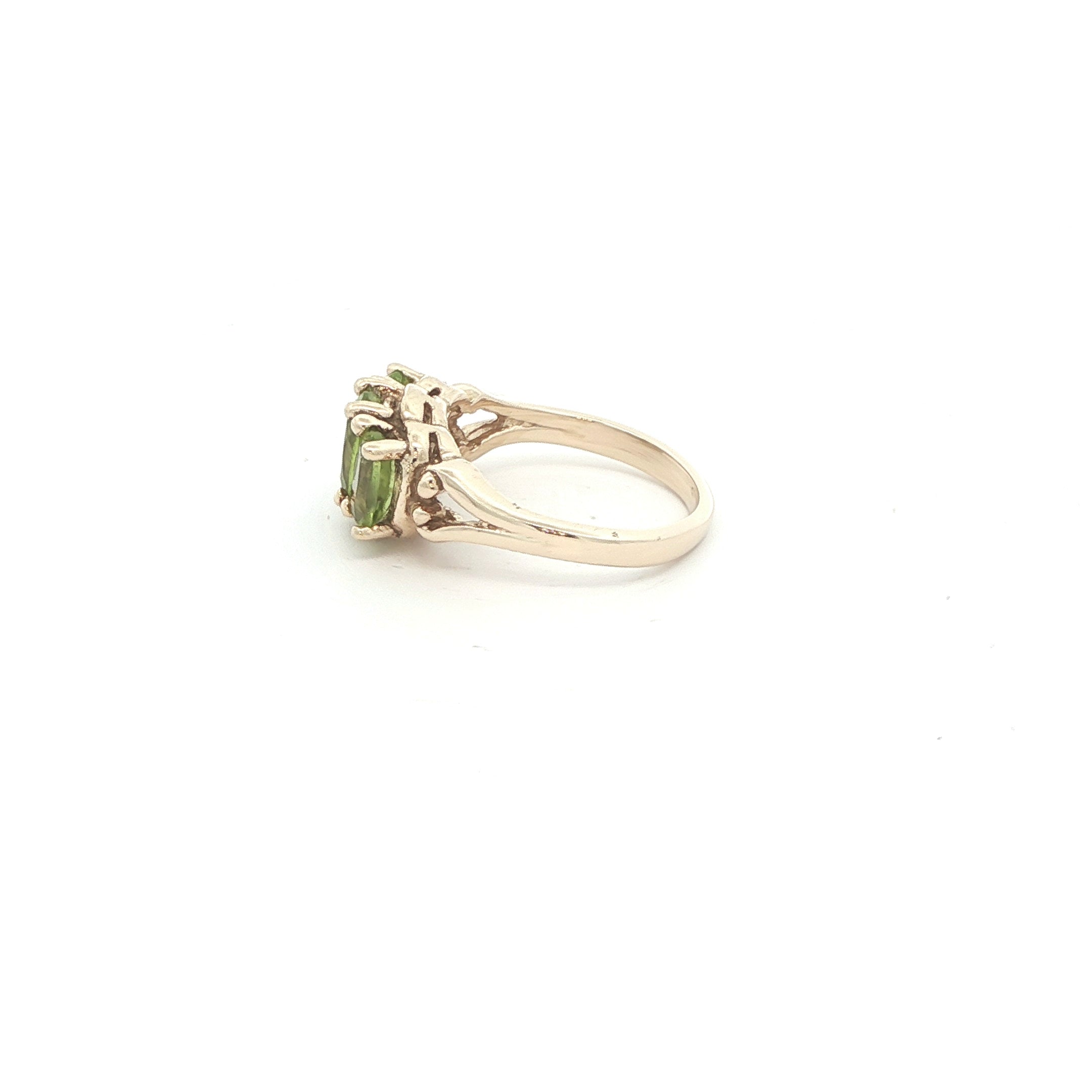 Estate Vintage 14K Yellow Gold Natural Peridot Three-Stone Oval Ring Circa 1980s–1990s