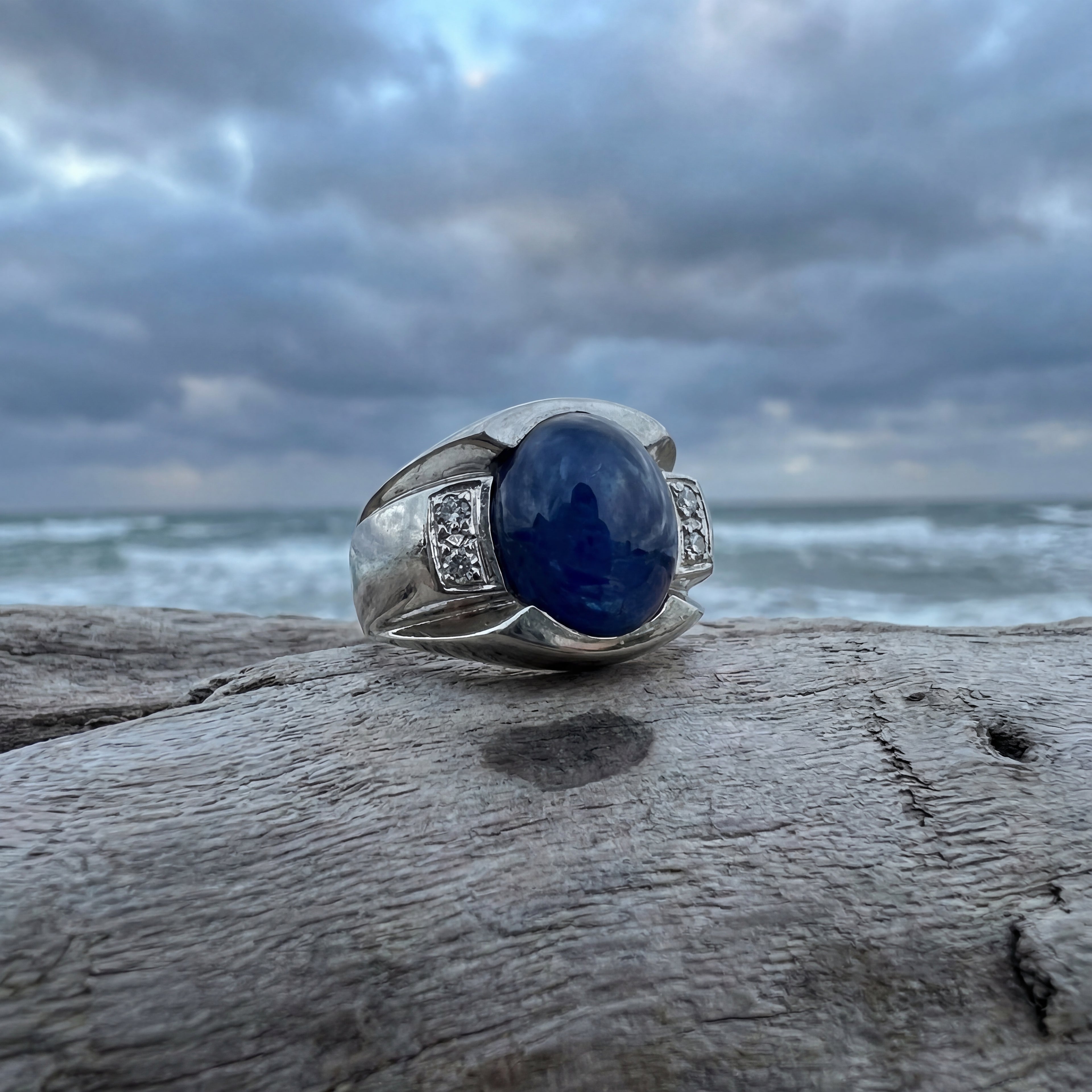 14K White Gold and Blue Linde Star Sapphire & Diamond Ring
