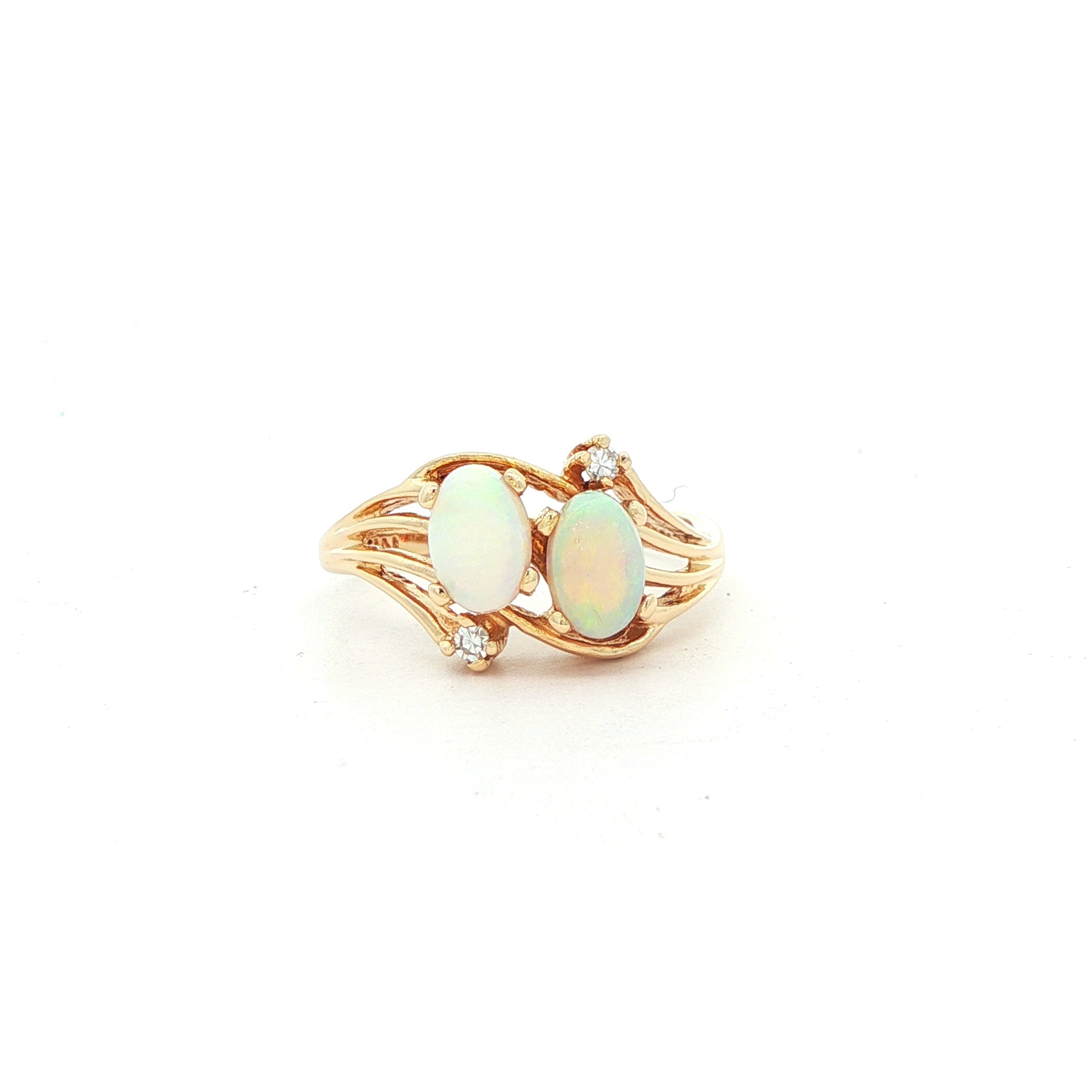14K Yellow Gold Vintage Elegant Two Stone Opal Ring