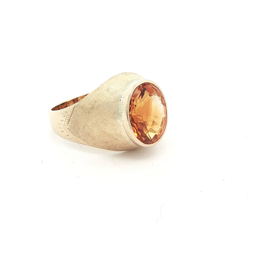 14k Yellow Gold Ring with Oval Cut Citrine