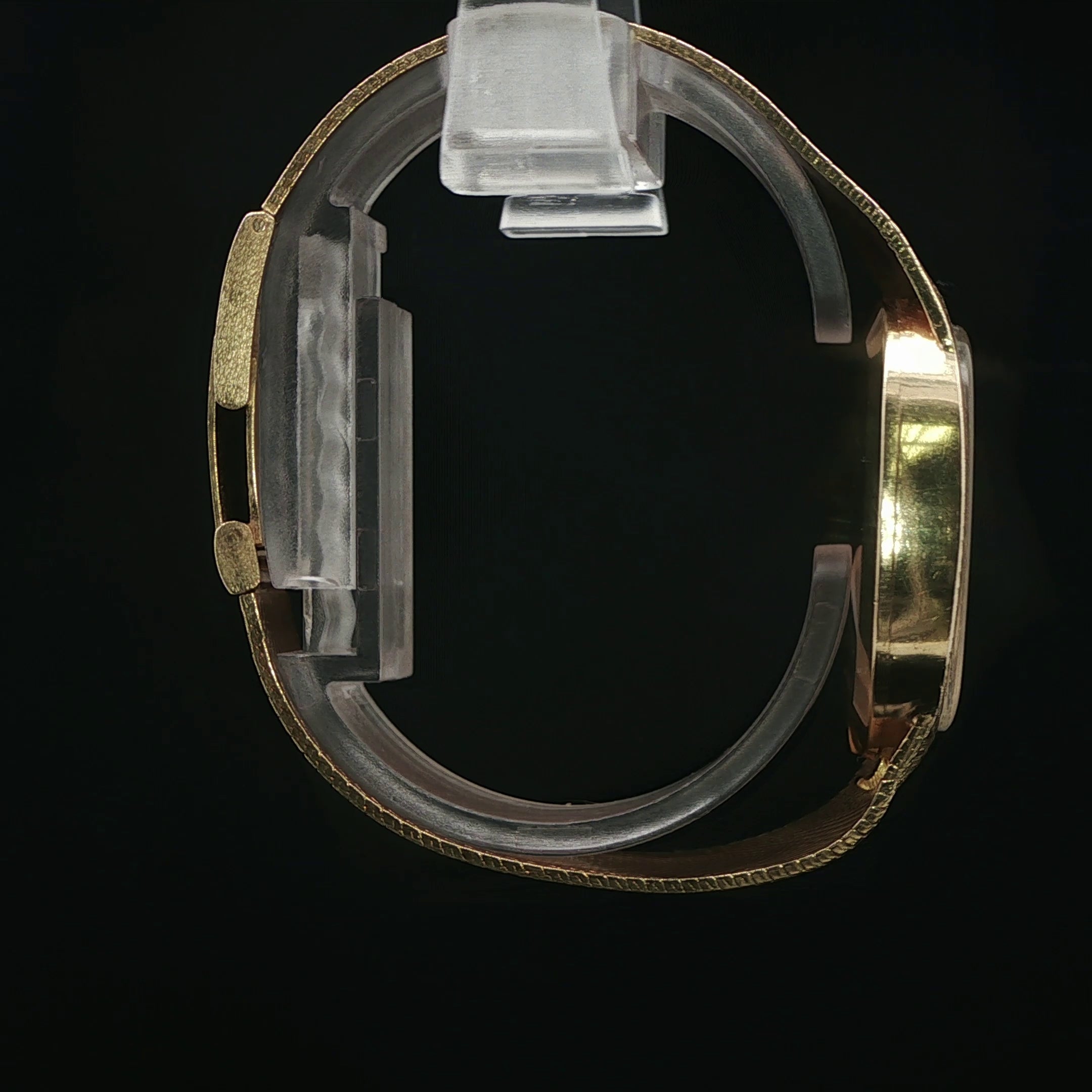 14 karat yellow gold vintage Lucien Piccard Circa 1968