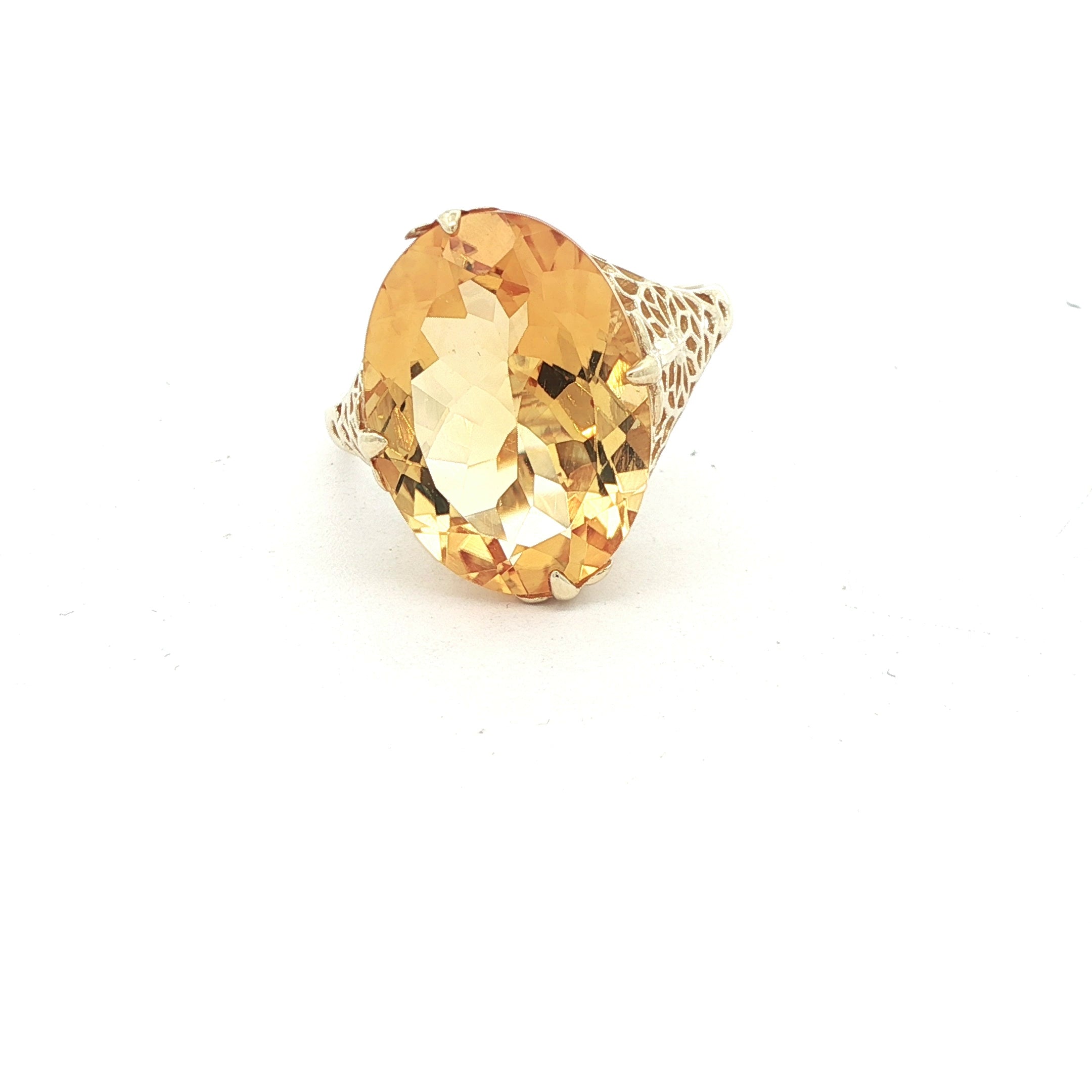 10k Cocktail Oval Citrine Ring