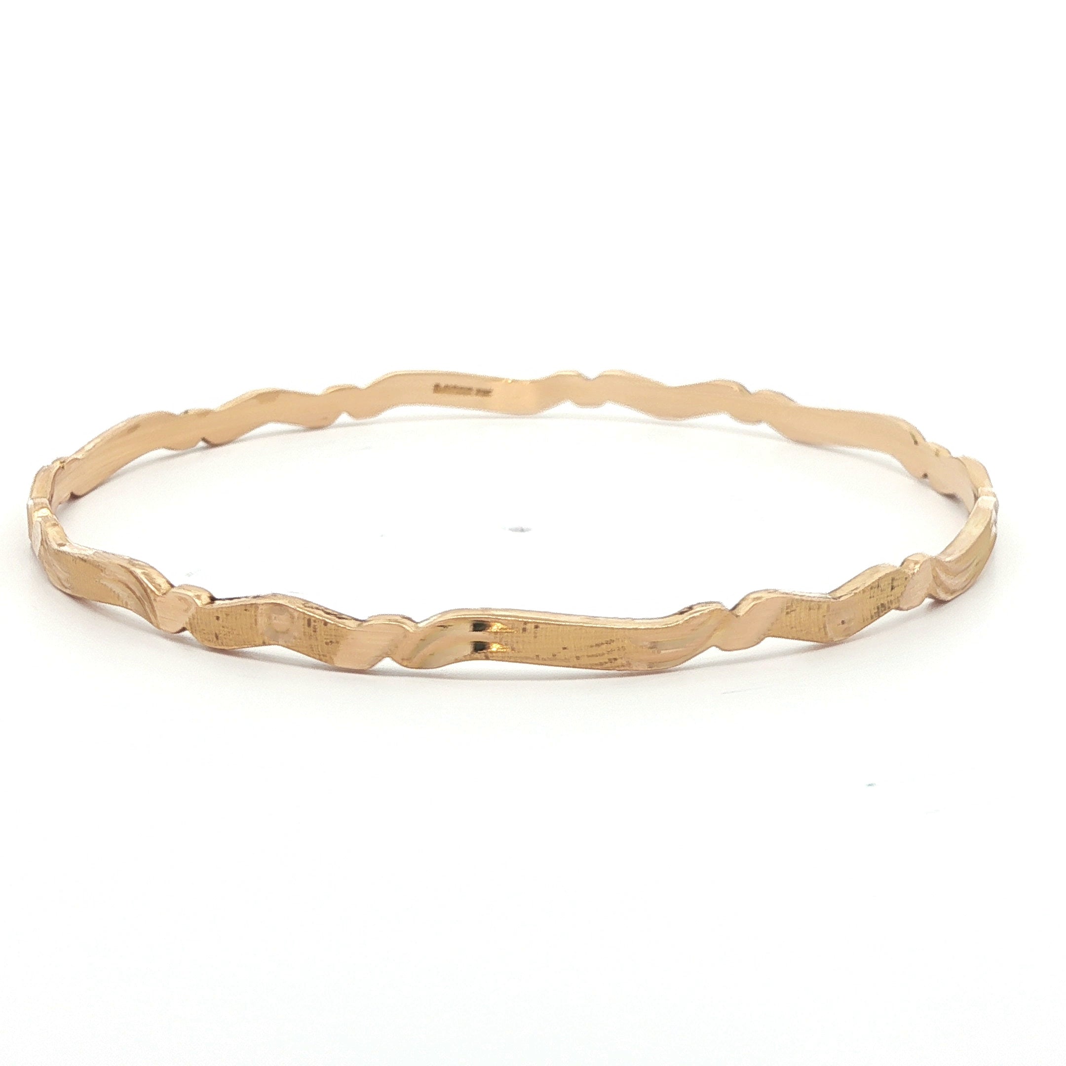 1970s Vintage Estate 21K Yellow Gold Hand-Engraved Bangle