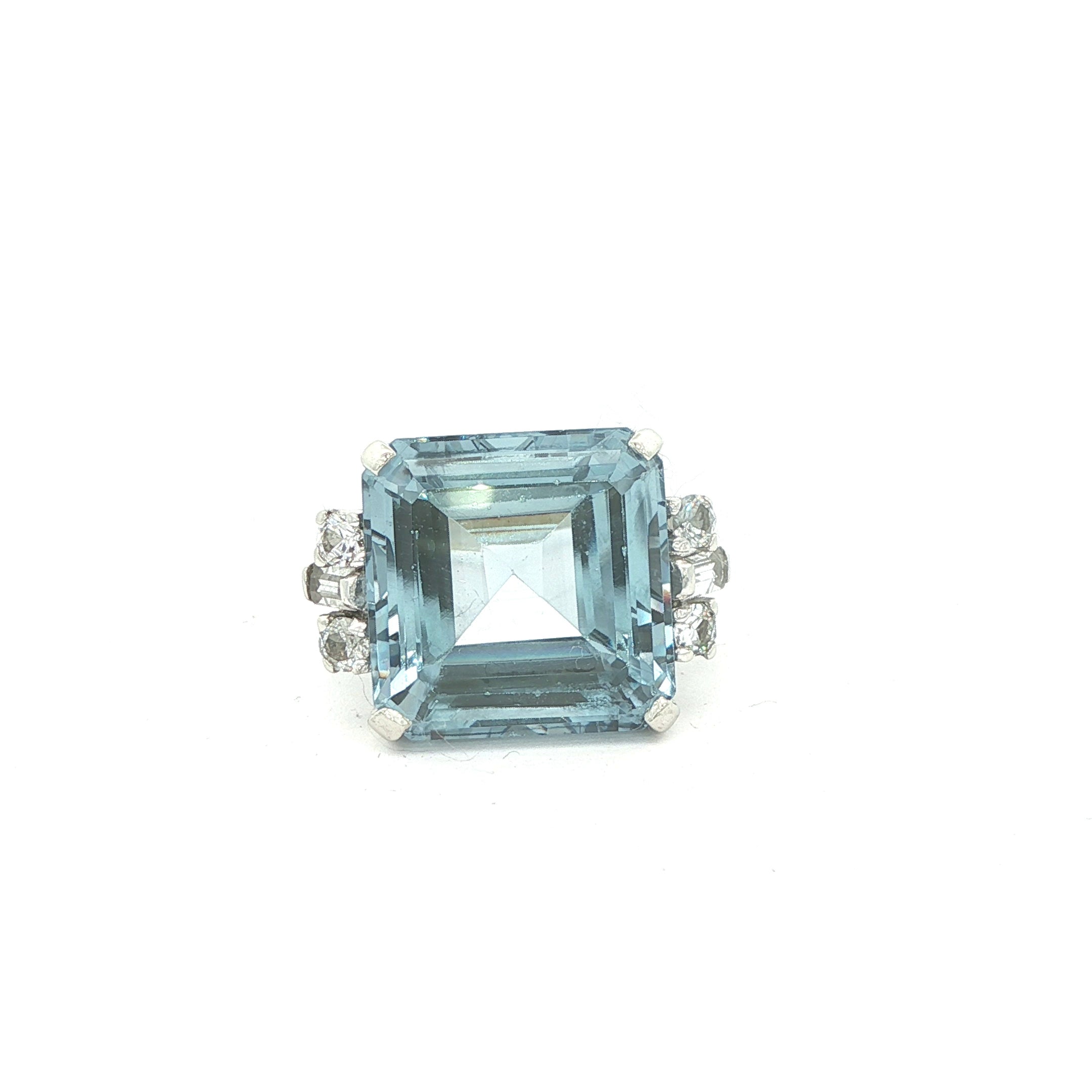 Vintage Estate Natural Aquamarine Diamond Ring – 14K White Gold – Approx. 10 Carats