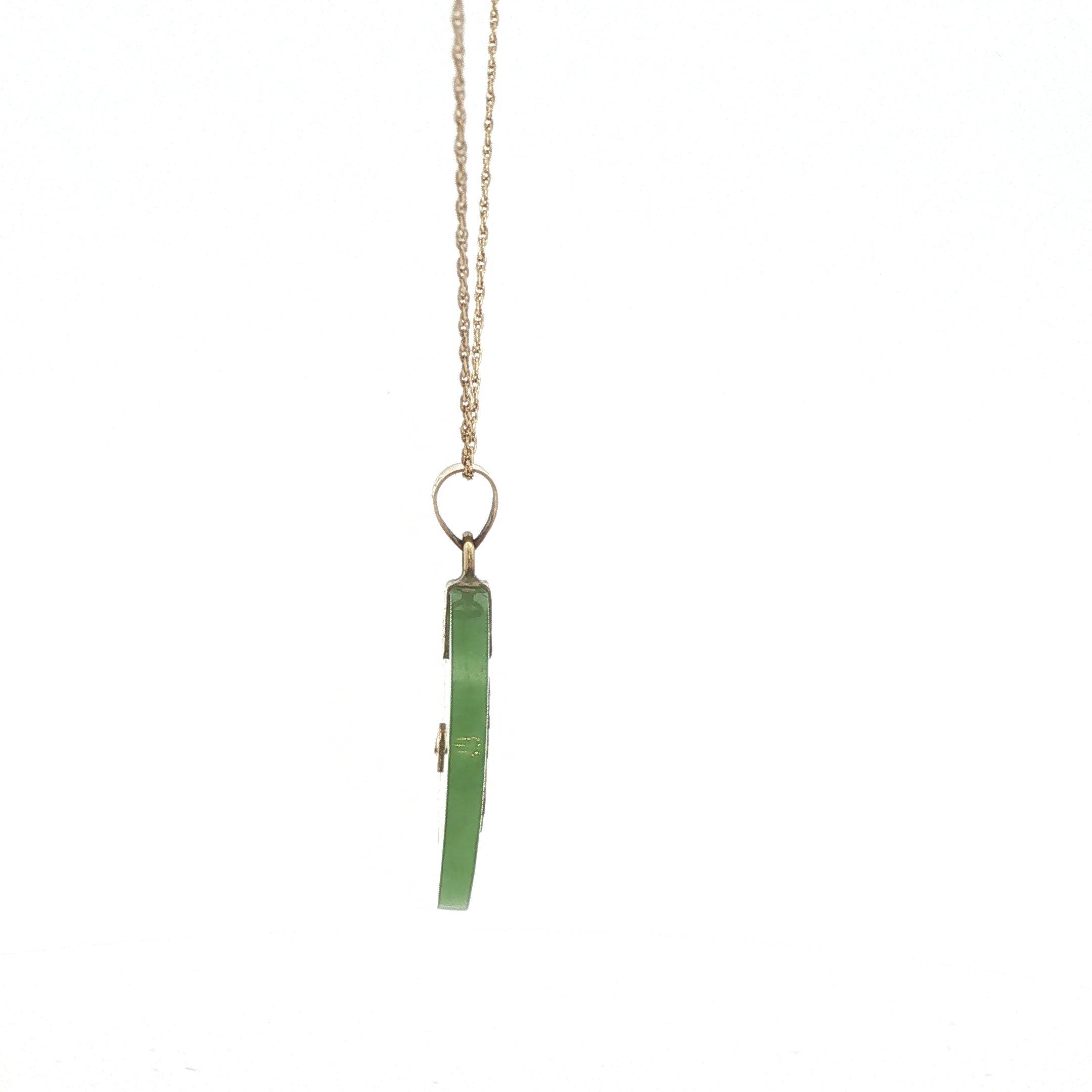 Estate 14K Yellow Gold Green Jade Shou Longevity Pendant Necklace 20 Inch