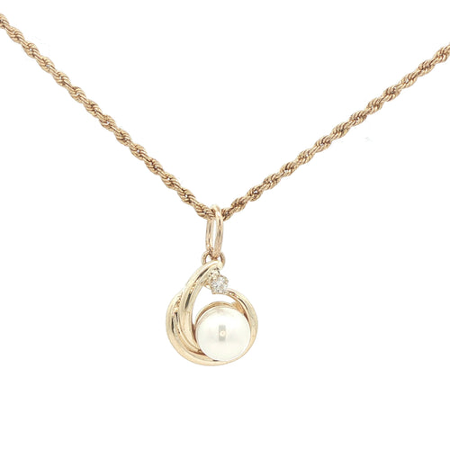 Estate Contemporary 14K Yellow Gold Cultured Pearl and Natural Diamond Accent Pendant