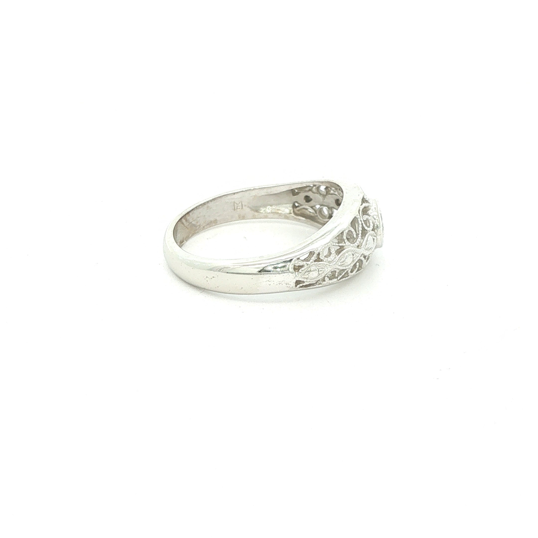 Estate Vintage 1930s 14K White Gold Filigree Bezel Set Diamond Ring 1/5 CTW Size 6.25