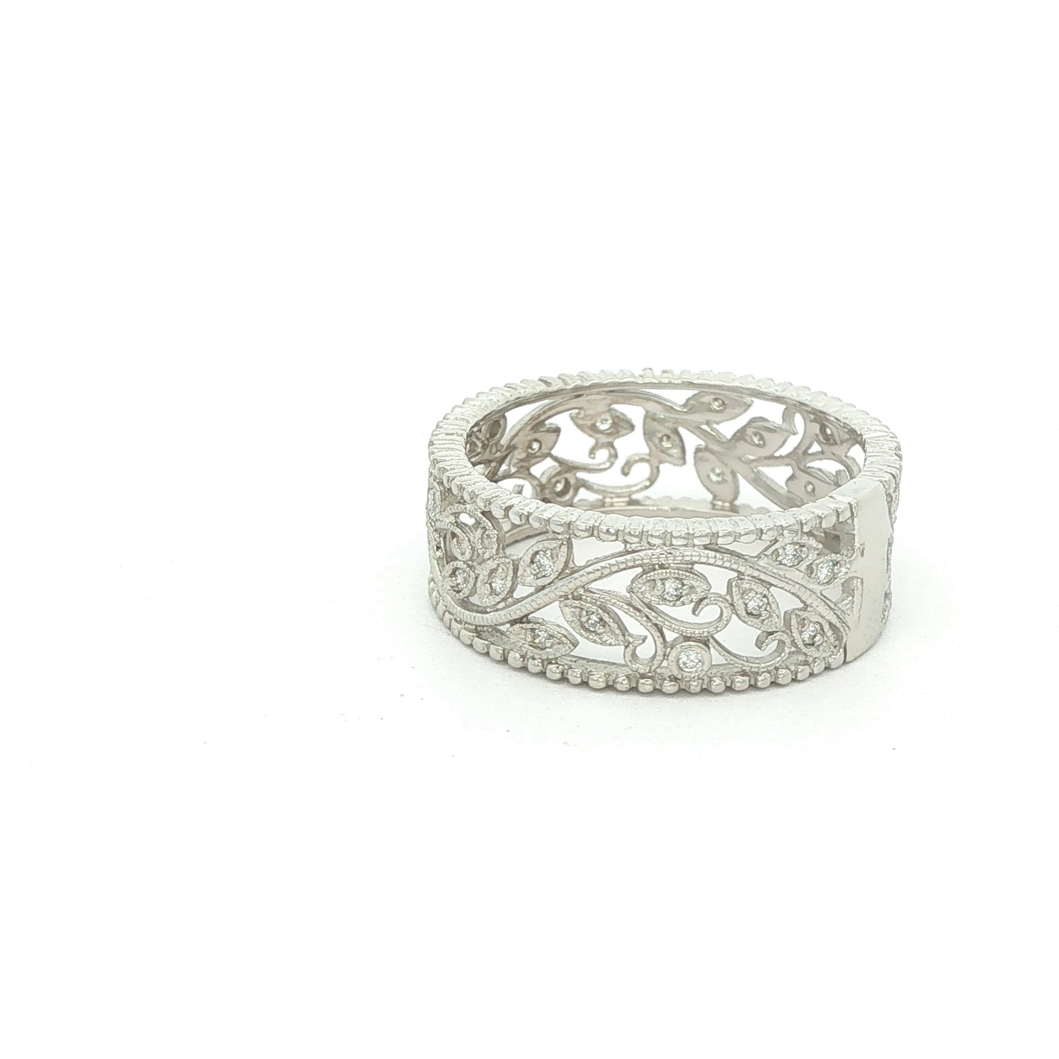 Estate 2000s Vintage Inspired 14K White Gold Openwork Diamond Band Ring 0.10 CTW Size 8.50