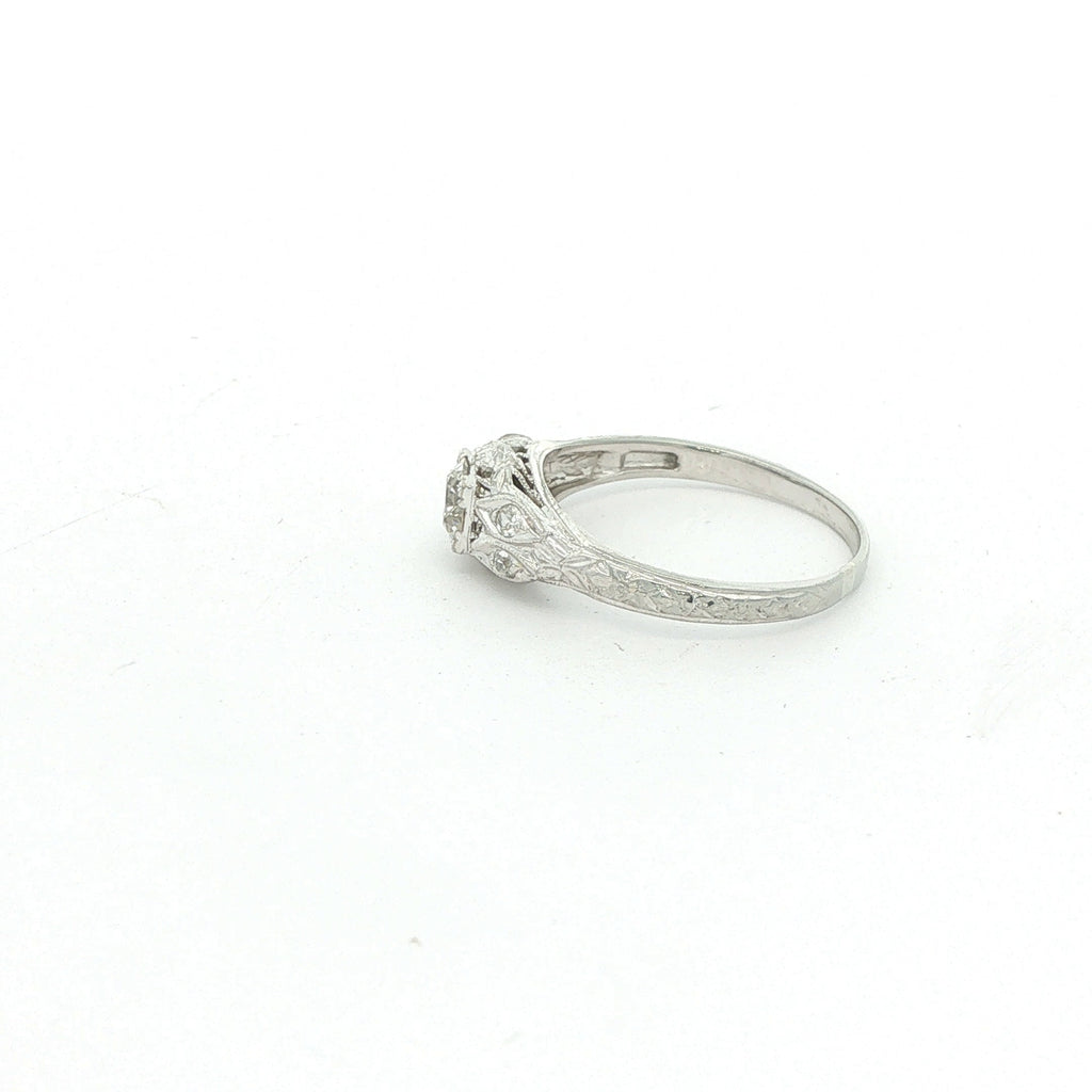 Estate 18K White Gold Vintage c. 1920s Approx. .38 CTW Diamond Filigree Ring Size 6