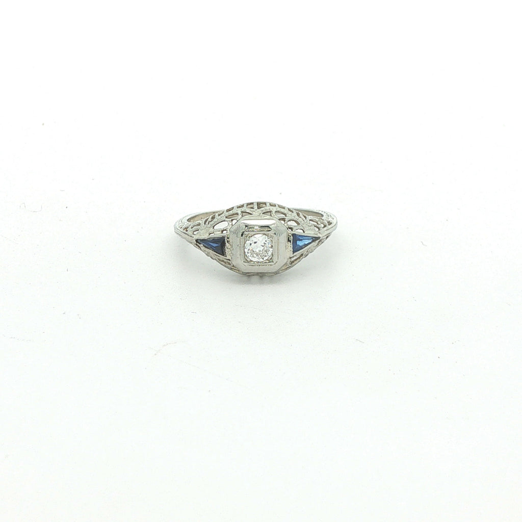 Estate 18K White Gold Art Deco Natural Diamond & Sapphire Filigree Ring Size 4.5 | c. 1920s–1930s