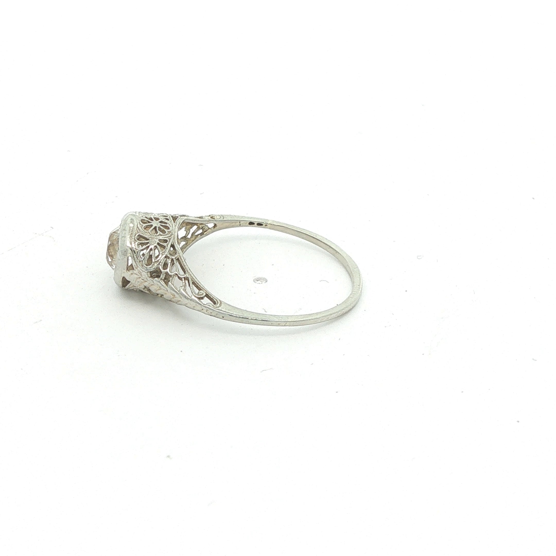 Estate c. 1920s–1930s 18K White Gold Clear Sapphire Filigree Ring Size 9.5