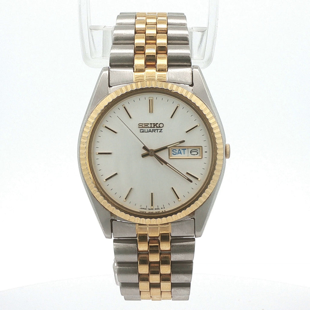 Estate Vintage Seiko Quartz Day-Date Watch 38mm Two-Tone Silver Dial Gold Bezel