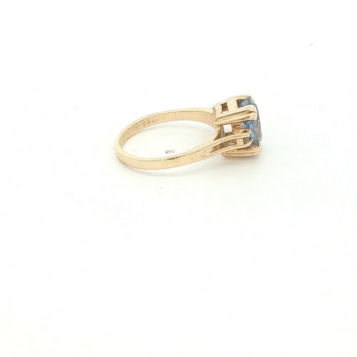 Circa 1950s Approx. 2.5 CT Natural Aquamarine & Mine-Cut Diamond 14K Gold Ring