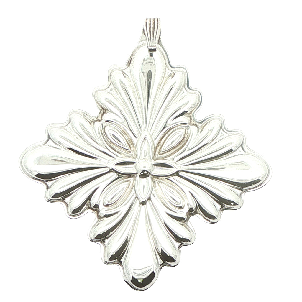 1988 Reed & Barton Sterling Silver Christmas Cross Ornament