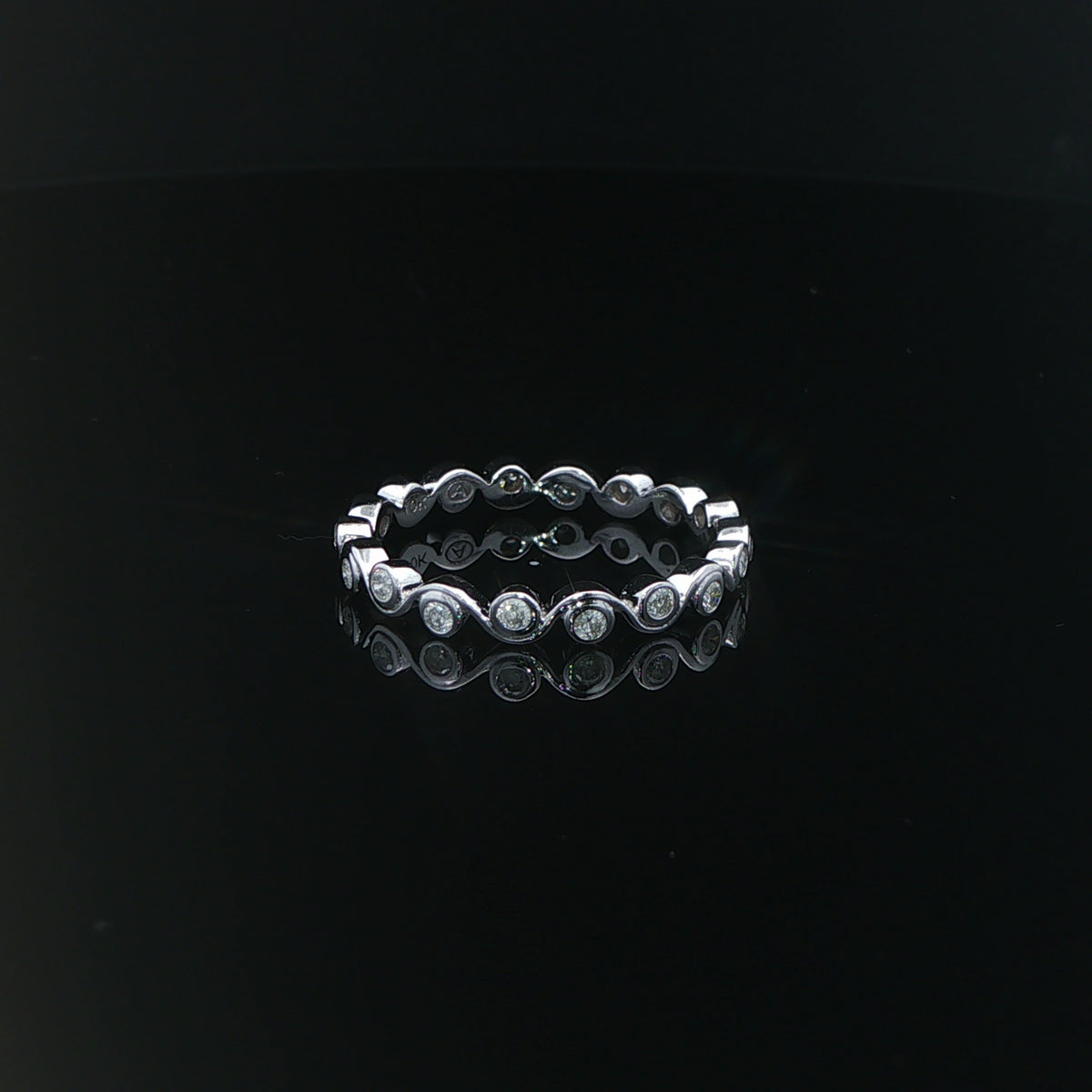 New 10K White Gold 0.33 CTW Natural Diamond Wave Band – Size 6