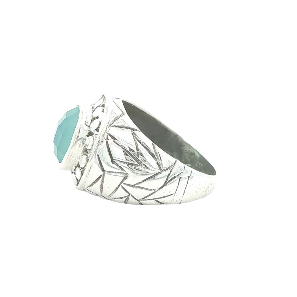 Estate Vintage Sterling Silver Chalcedony Ring – Engraved Band