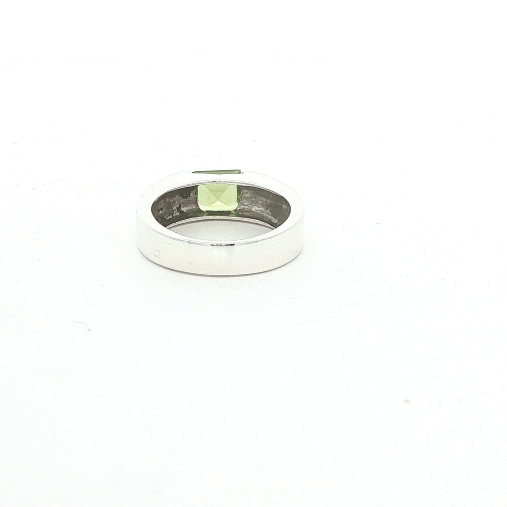 Estate Sterling Silver Square-Cut Peridot Ring – SZ 6
