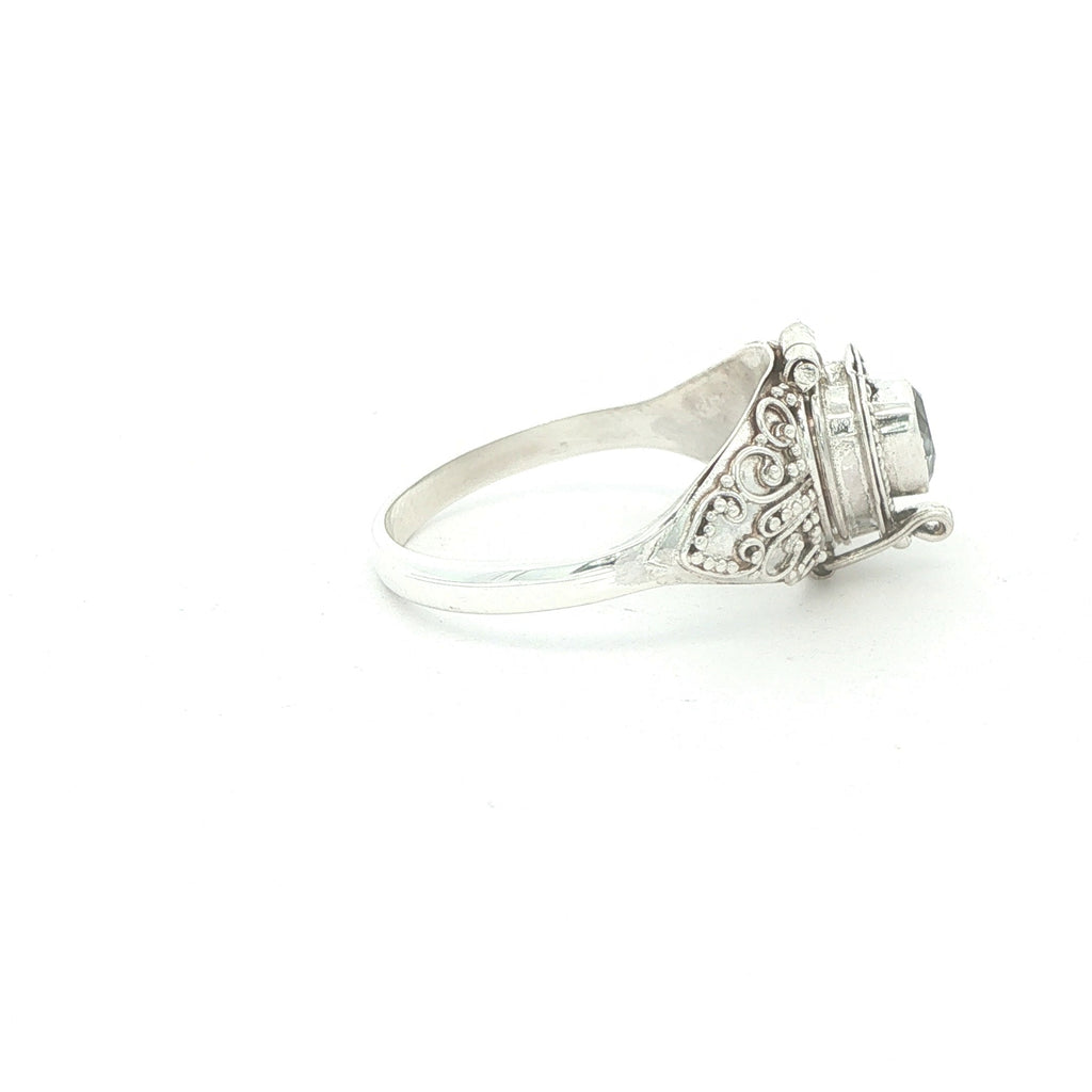 Vintage Estate Sterling Silver Aquamarine Heart Poison Ring – SZ 9