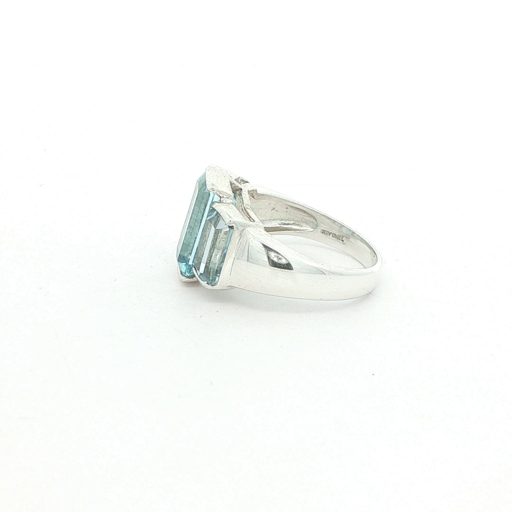 Vintage Estate Sterling Silver Three-Stone Aquamarine Ring – SZ 7
