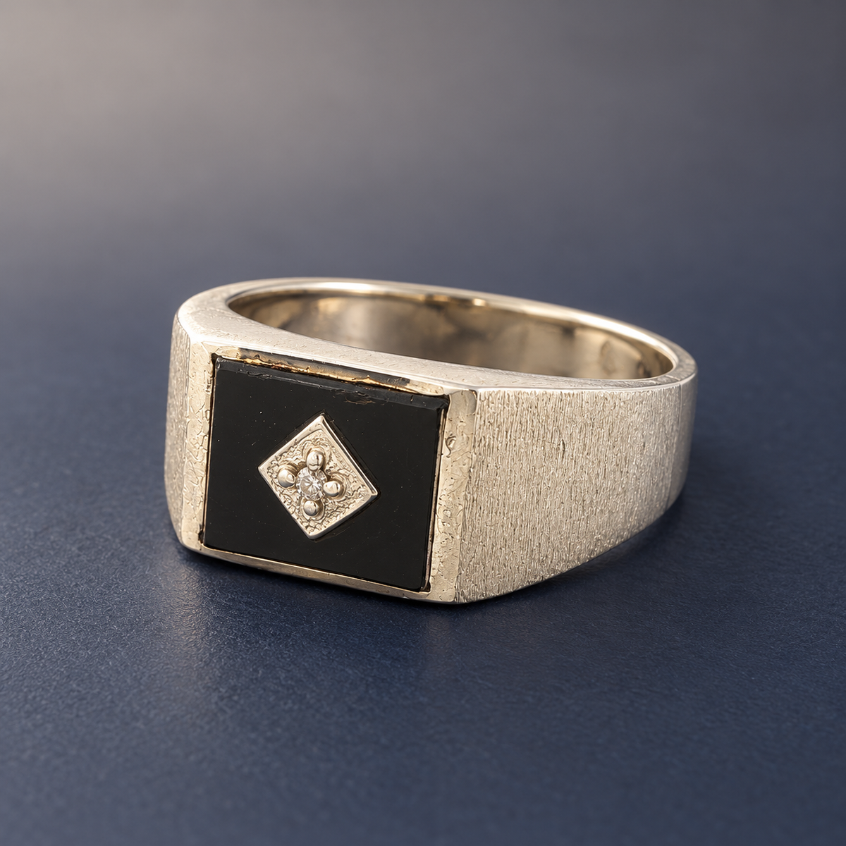 Estate 10K White Gold Gents Black Enamel & Natural Diamond Signet Ring