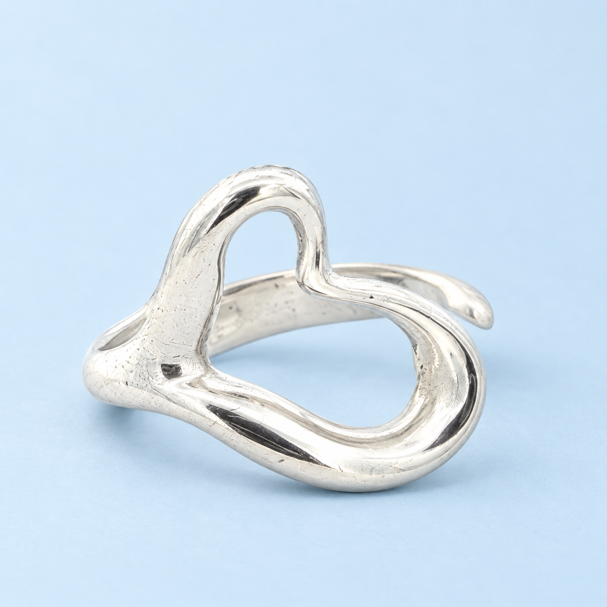 Vintage 1990s Tiffany & Co. Elsa Peretti Open Heart Sterling Silver Ring