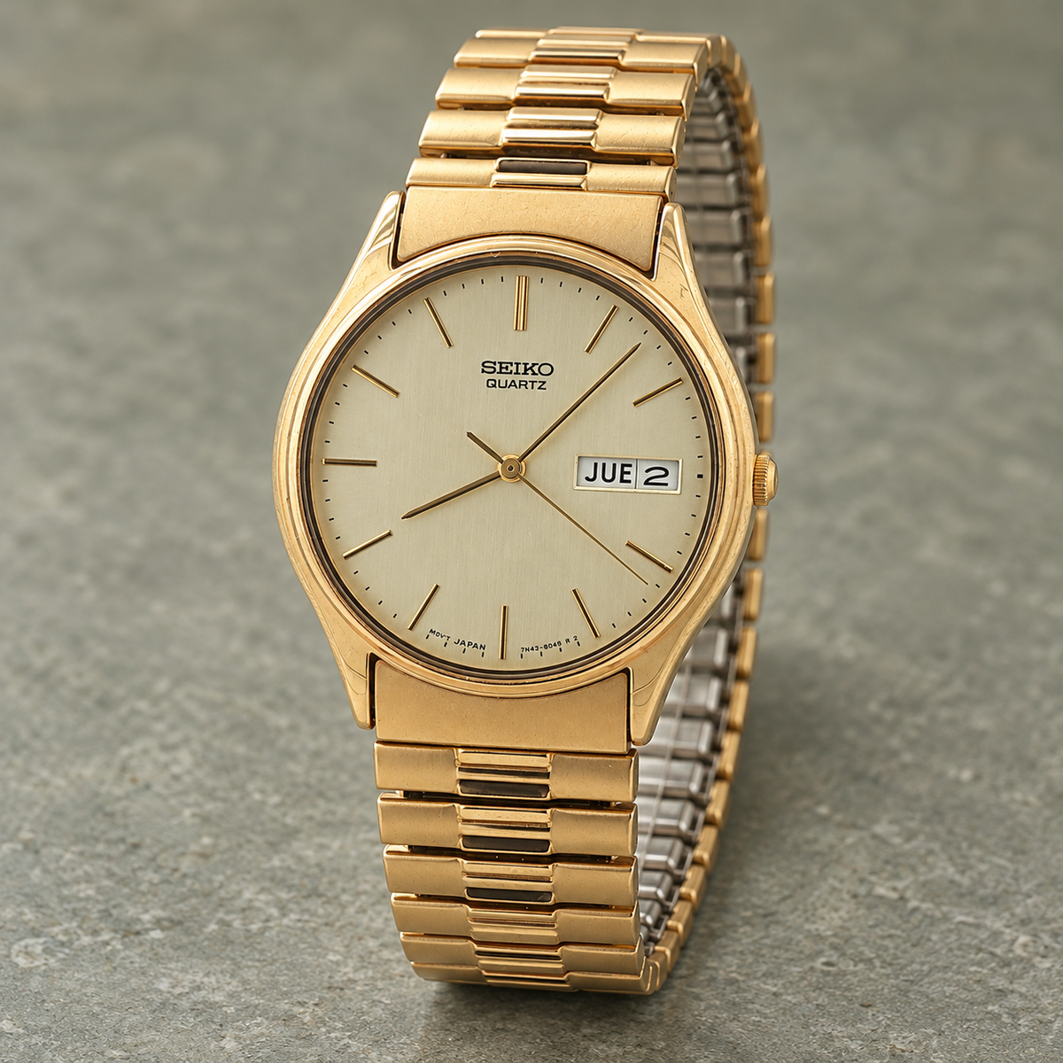 Vintage Estate Seiko Men’s Gold-Tone Quartz Day-Date Watch – 32mm – Expansion Band – Box & Papers