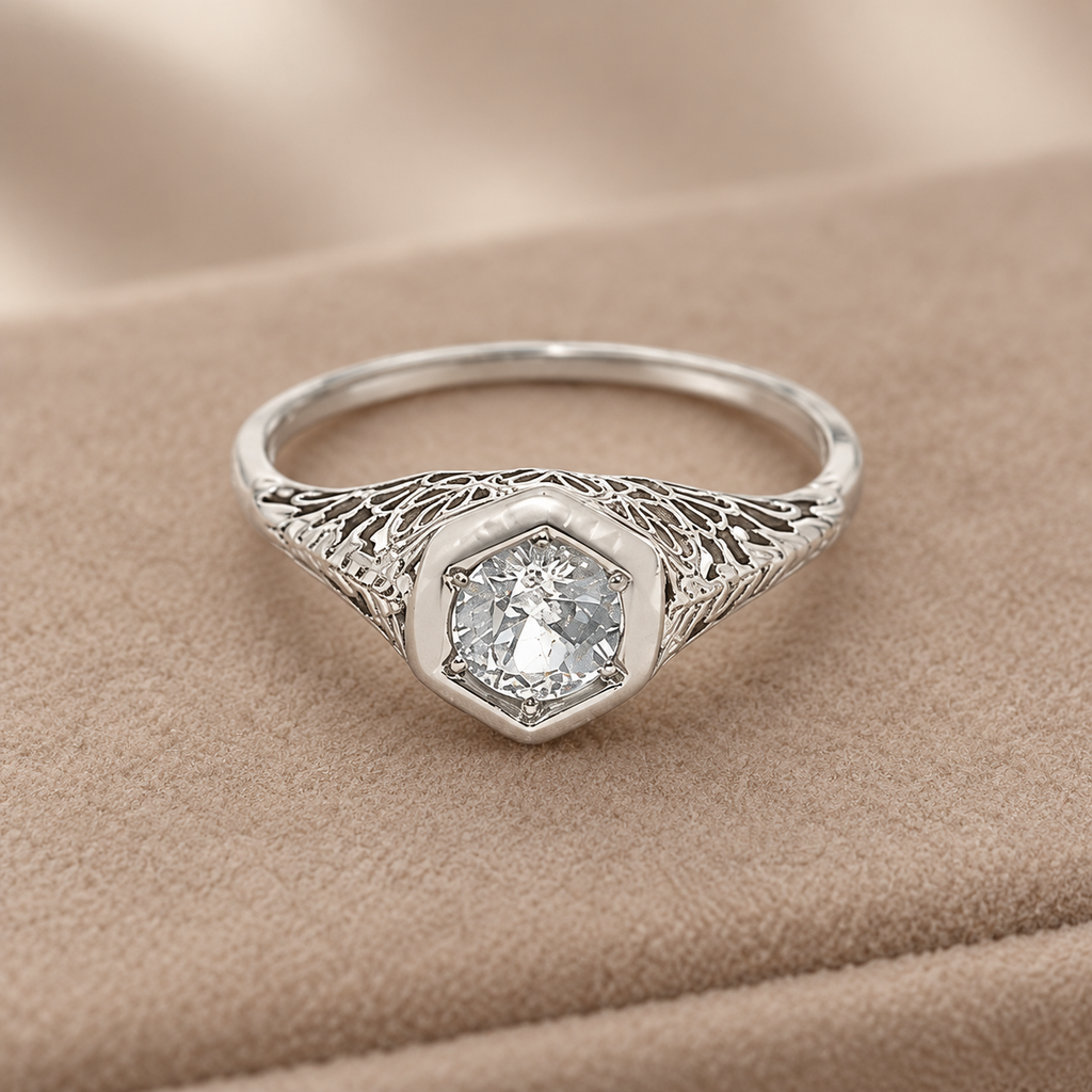 Estate c. 1920s–1930s 18K White Gold Clear Sapphire Filigree Ring Size 9.5