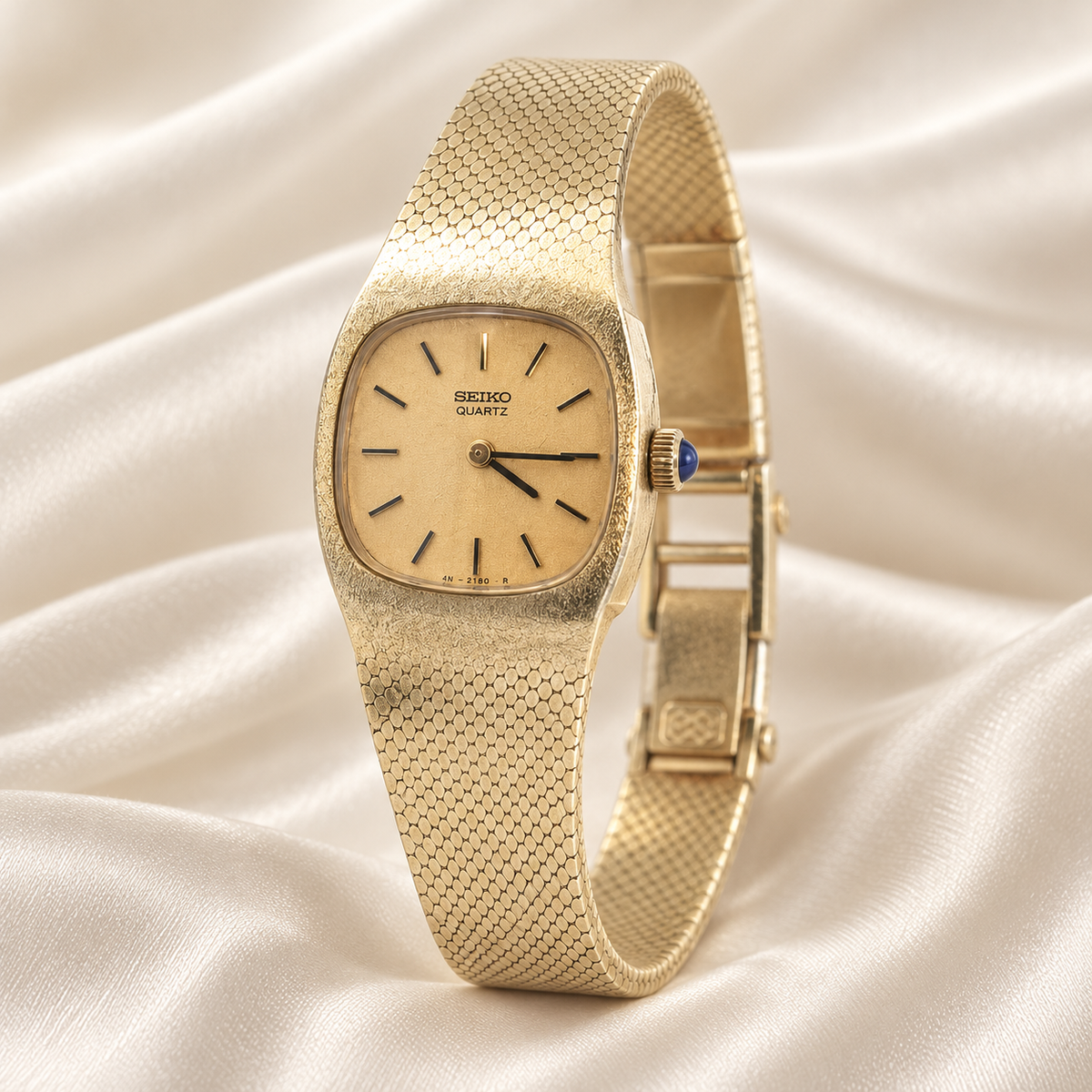 Estate Vintage 1980 Seiko Quartz 14K Yellow Gold Ladies Bracelet Watch