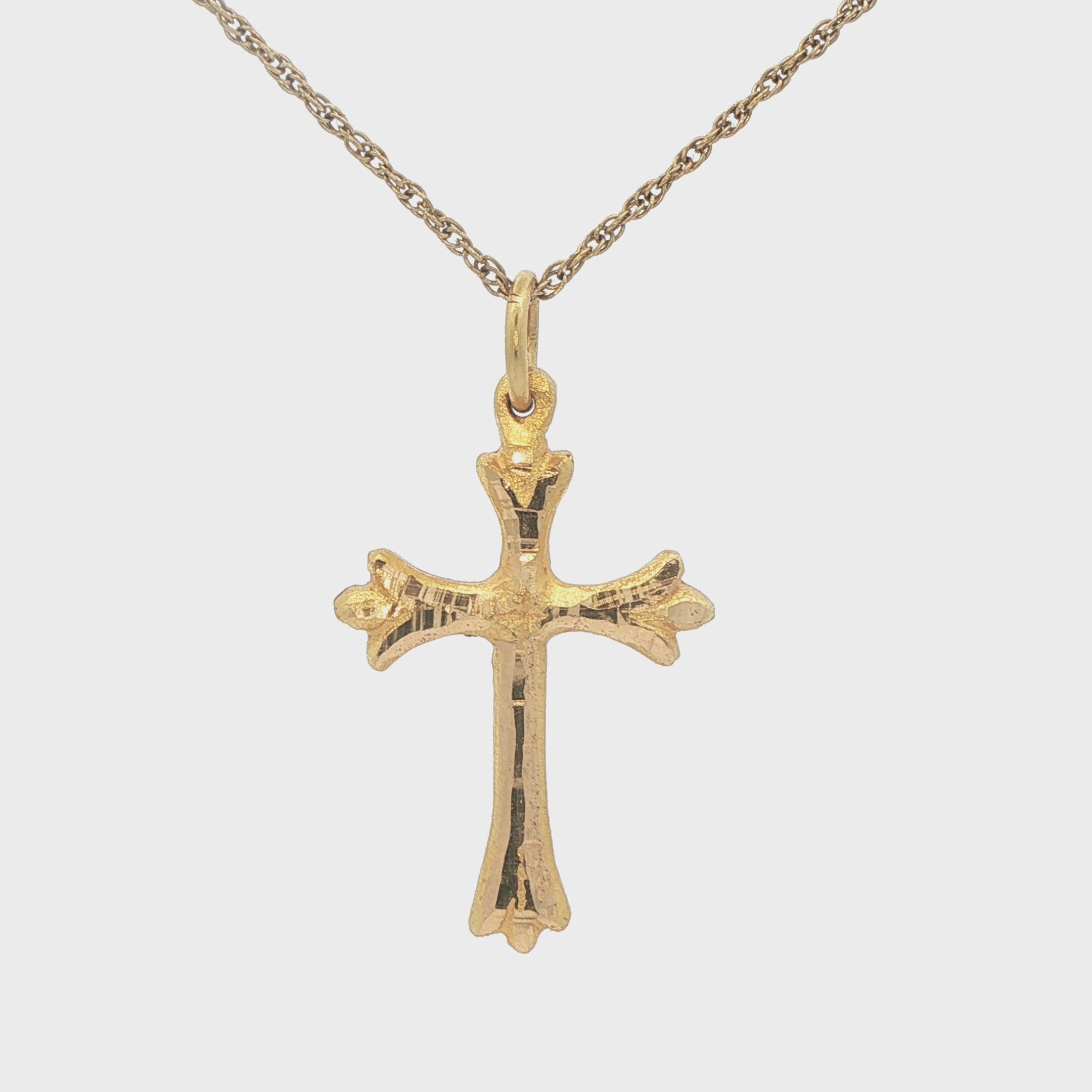 Estate 18K Yellow Gold Cross Pendant – Circa 1980s–1990s – Sculpted Detail – 28.4mm
