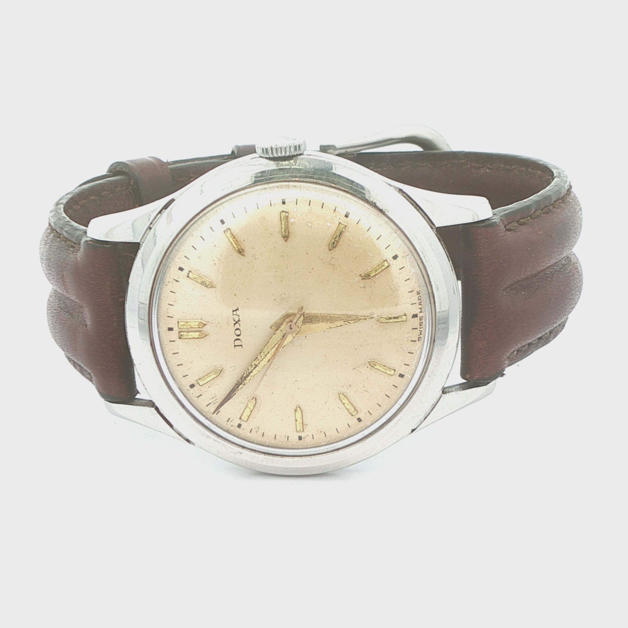Estate Vintage Doxa Swiss Champagne Dial Dress Watch Circa 1960s