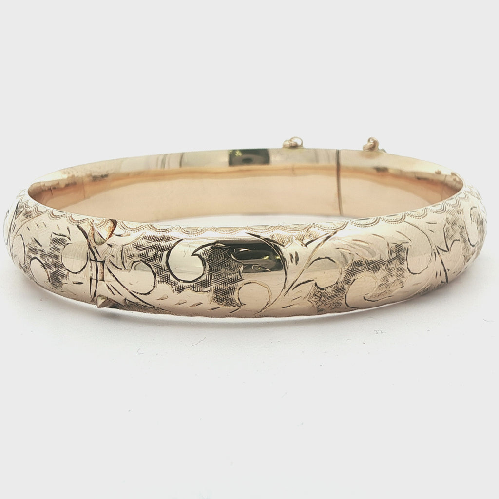 14k Yellow Gold 1960s Vintage Etched Bangle