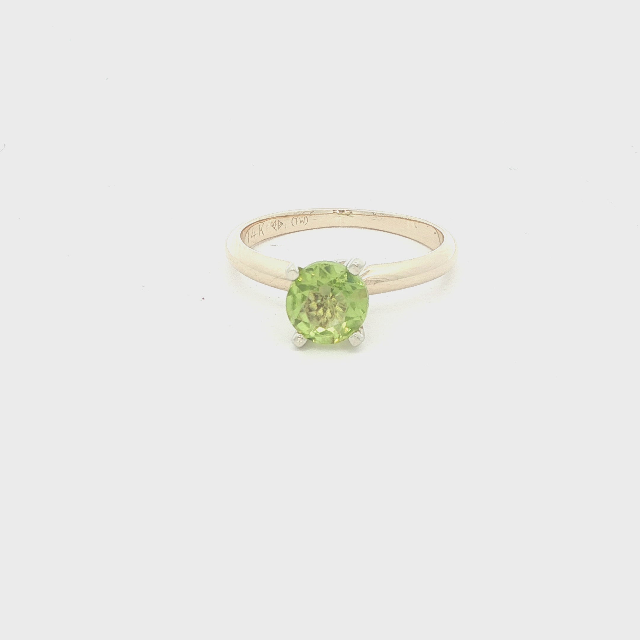 Estate 14k Yellow Gold Natural Approx. 1/2 Carat Round Peridot Ring