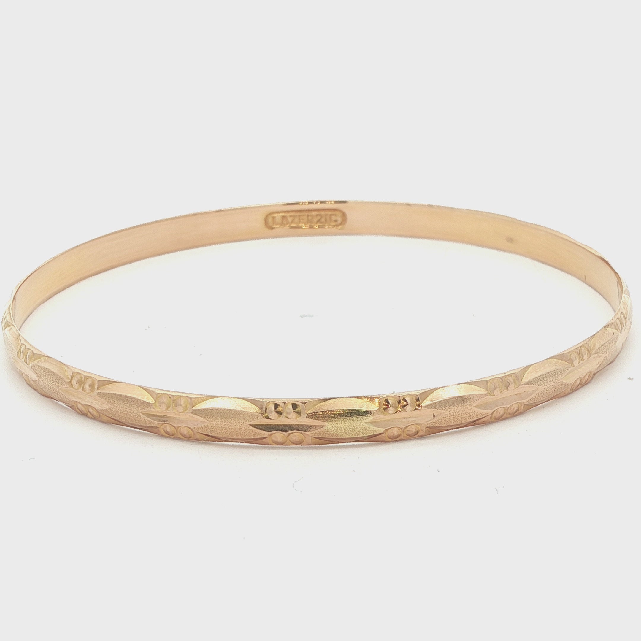 Vintage 1970s Solid 21K Yellow Gold Engraved Bangle | Estate Jewelry