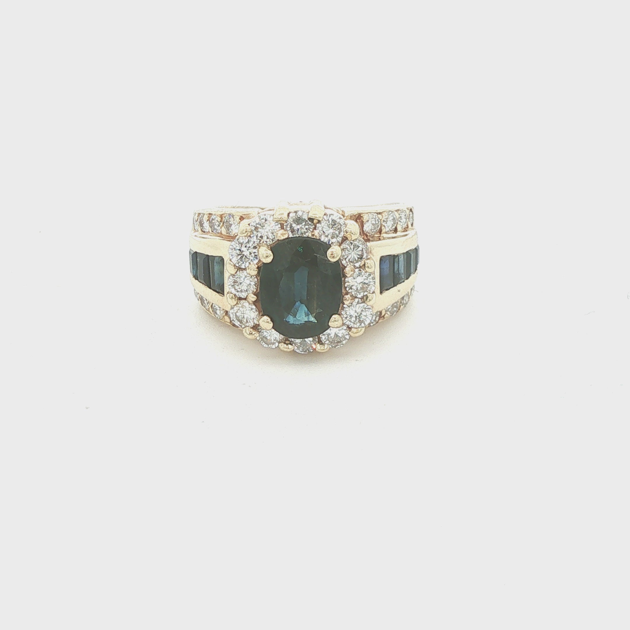VINTAGE 14K Yellow Gold 2.00 CTW Royal Blue Sapphire & Diamond Cocktail Ring