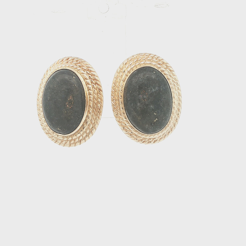 Estate Vintage 14K Yellow Gold Oval Lapis Lazuli Earrings Circa 1970s–1980s