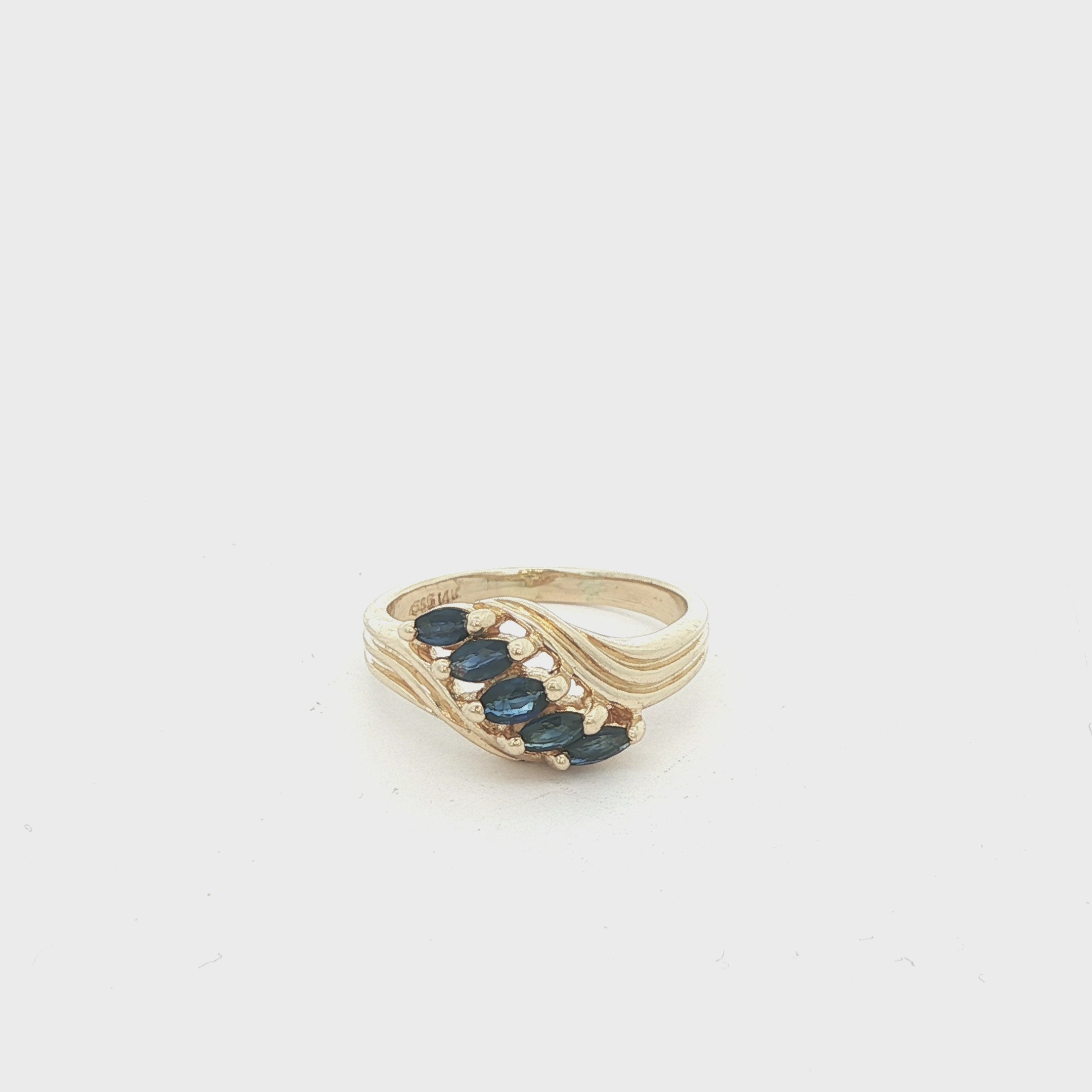 Vintage 1990s Estate 14K Yellow Gold Natural Sapphire Multi-Stone Ring