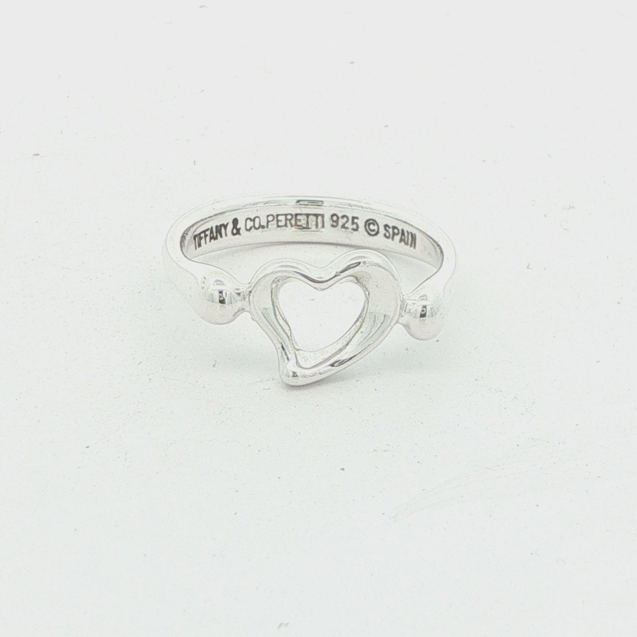 Vintage Tiffany & Co. Elsa Peretti Sterling Silver Open Heart Ring Size 5