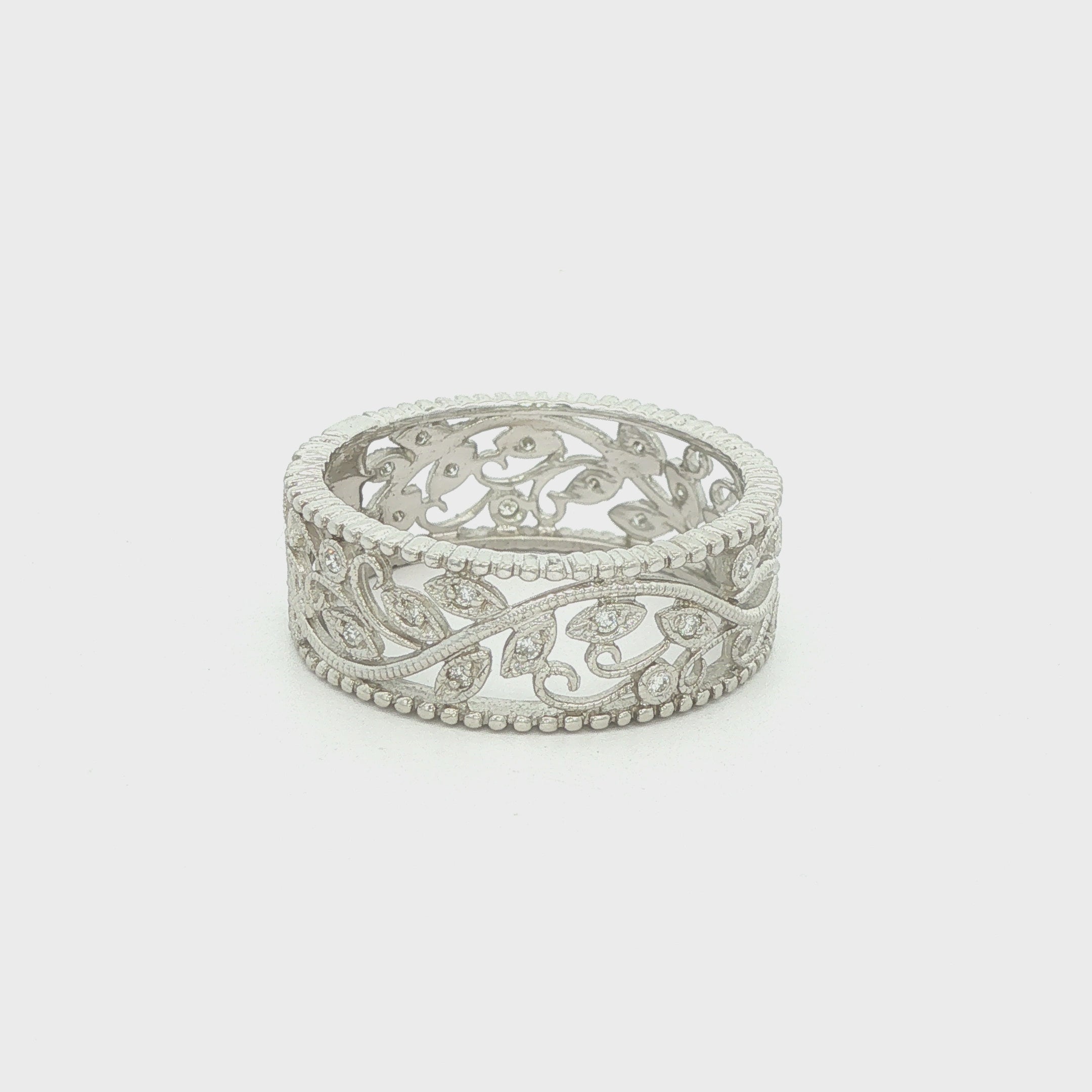 Estate 2000s Vintage Inspired 14K White Gold Openwork Diamond Band Ring 0.10 CTW Size 8.50