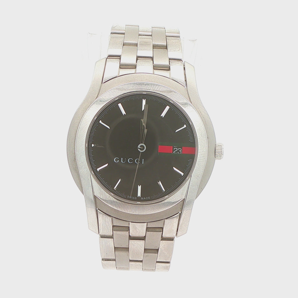 Circa 2000s Gucci 5500 XL Stainless Steel Black Dial Date Watch
