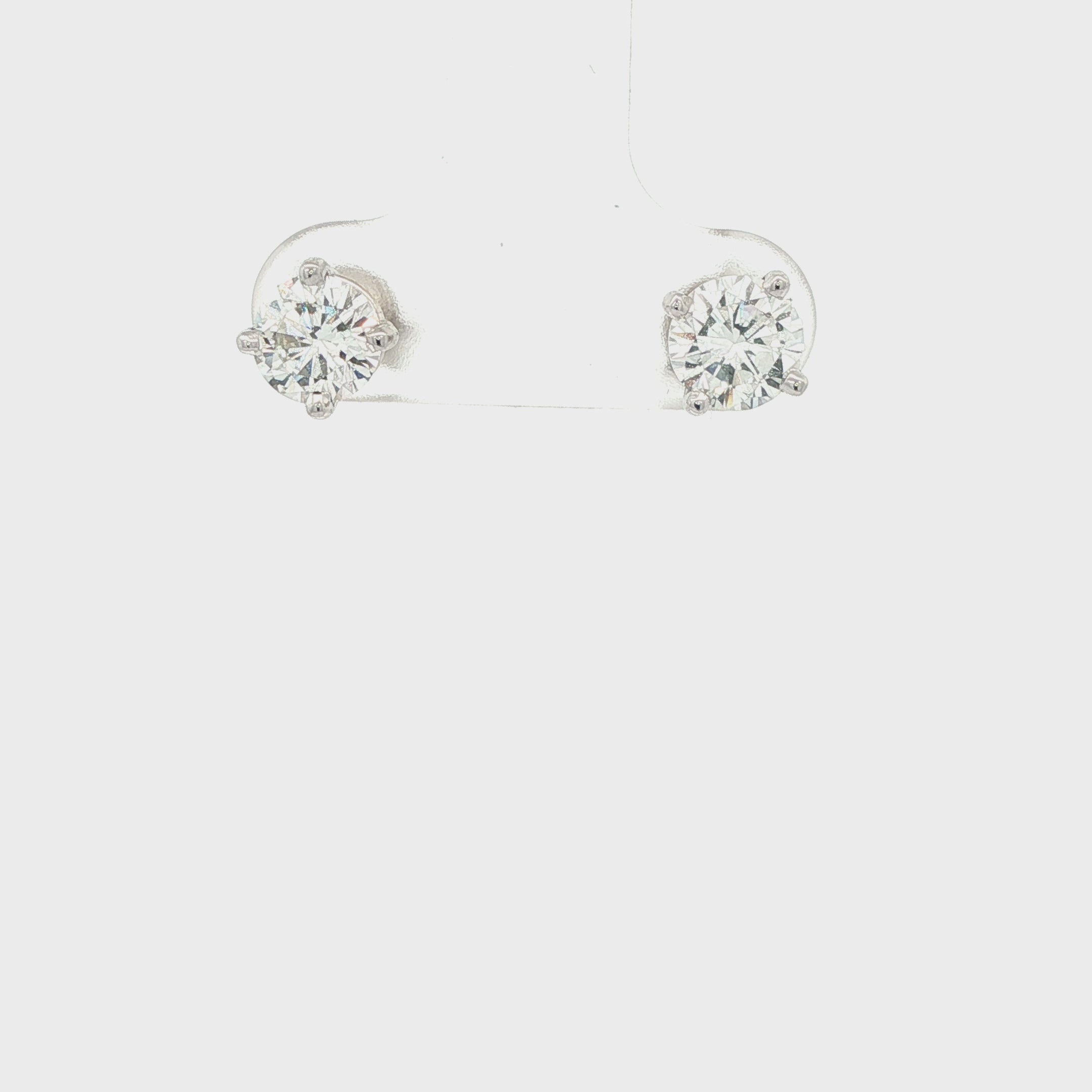 14K White Gold Diamond Stud Earrings - 1.34 CTW VS1