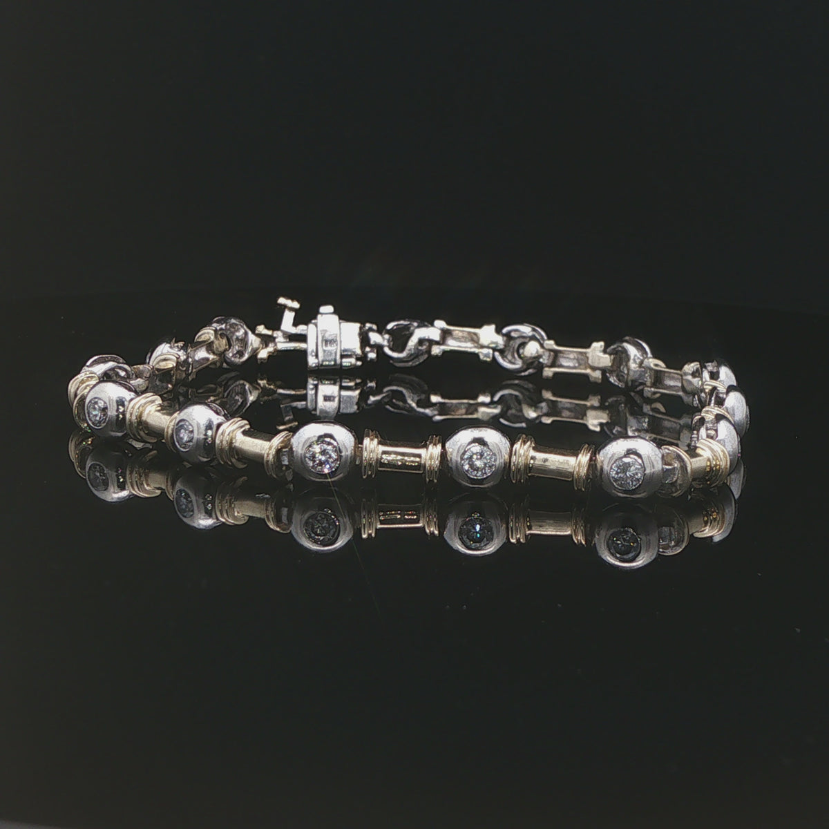 1990s Style 14K Two-Tone Gold Natural Diamond Bracelet – 1.00 CTW