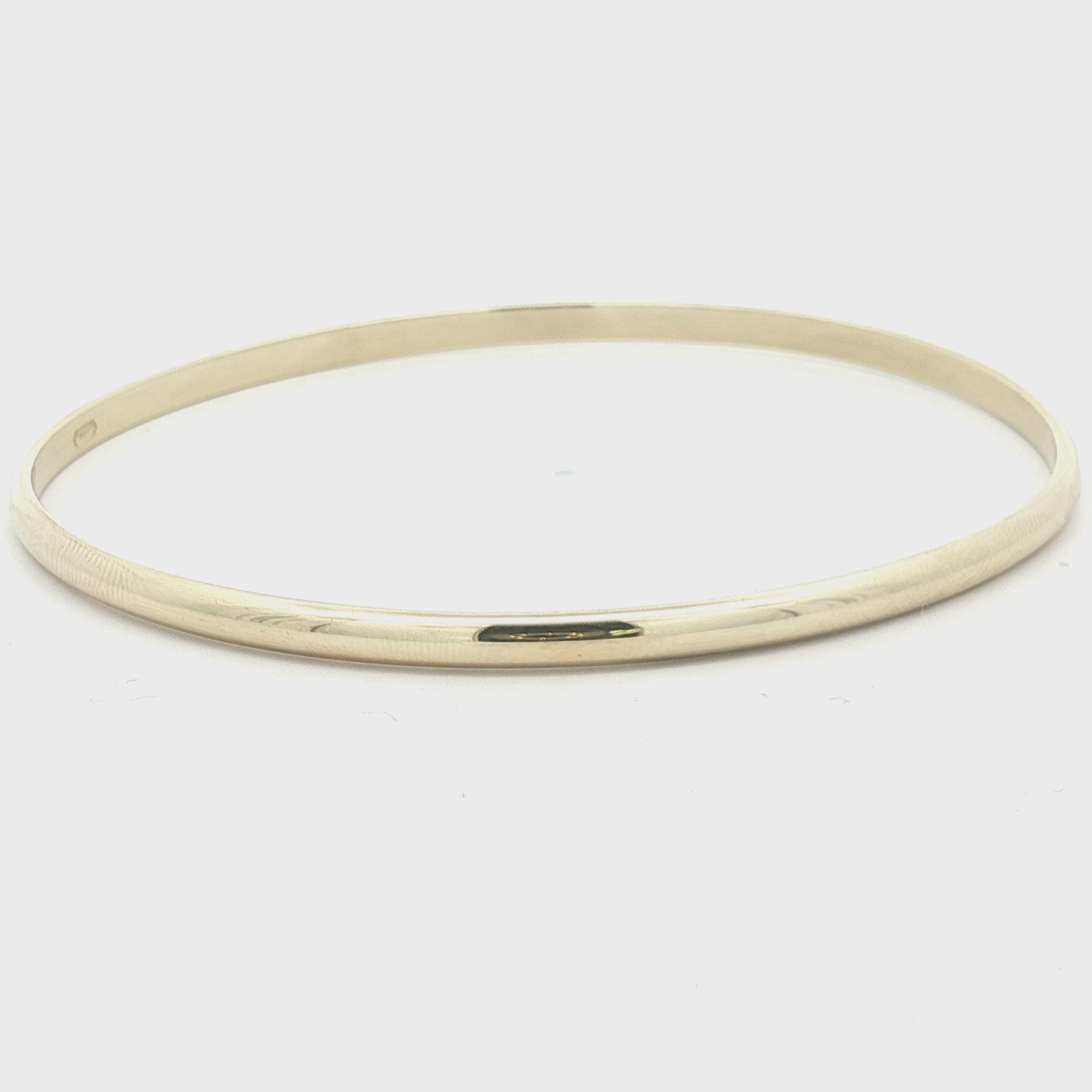 Vintage 1970s Solid 21K Yellow Gold Bangle | Estate Fine Jewelry