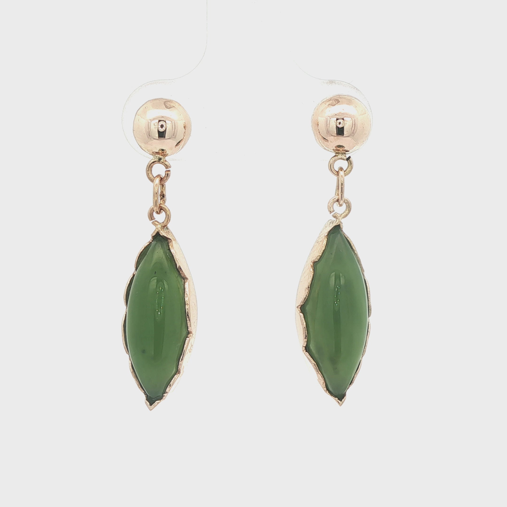 1970s Vintage 14K Yellow Gold Natural Green Jade Dangle Earrings – Estate Jewelry