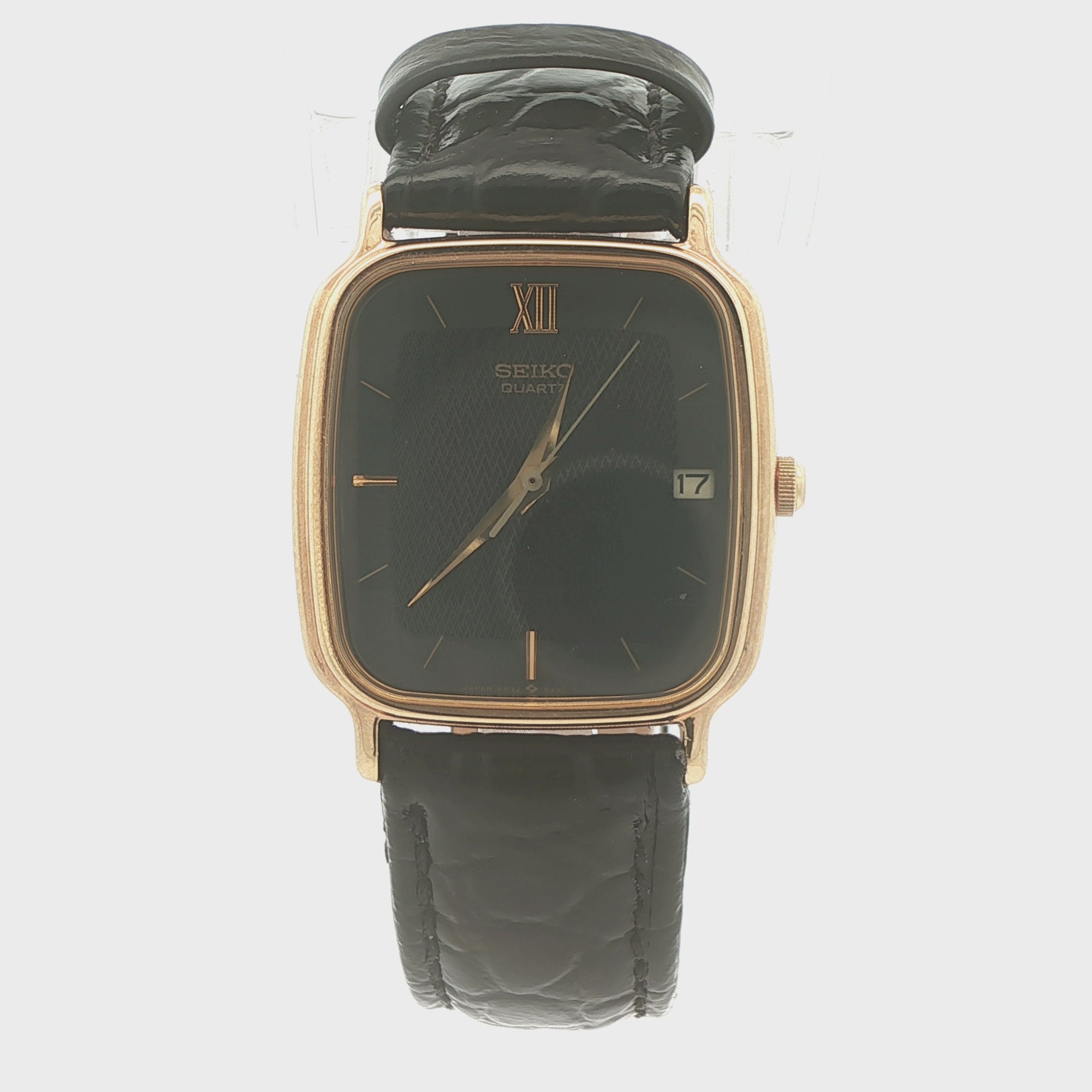 1986 Estate Seiko Quartz Gold Tone Rectangular Watch Black Dial Date 29mm x 34mm