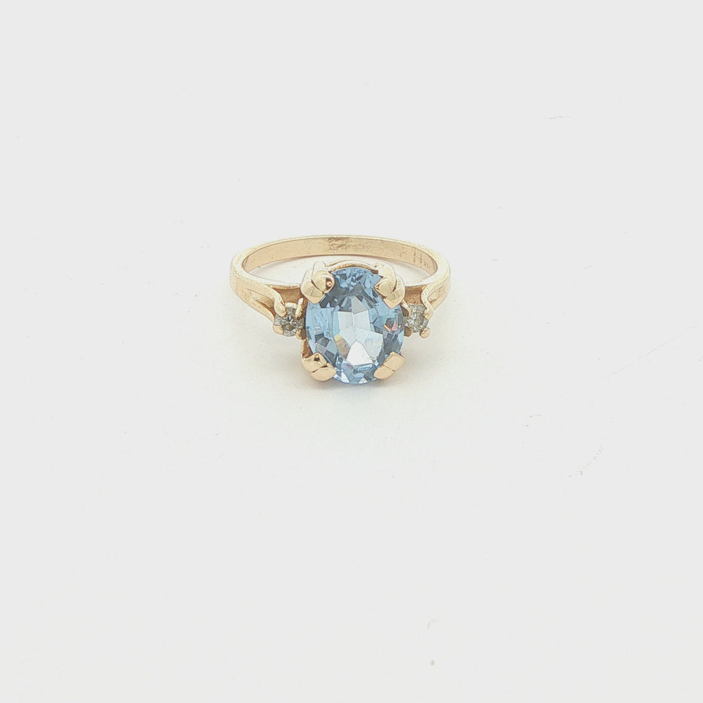 Circa 1950s Approx. 2.5 CT Natural Aquamarine & Mine-Cut Diamond 14K Gold Ring